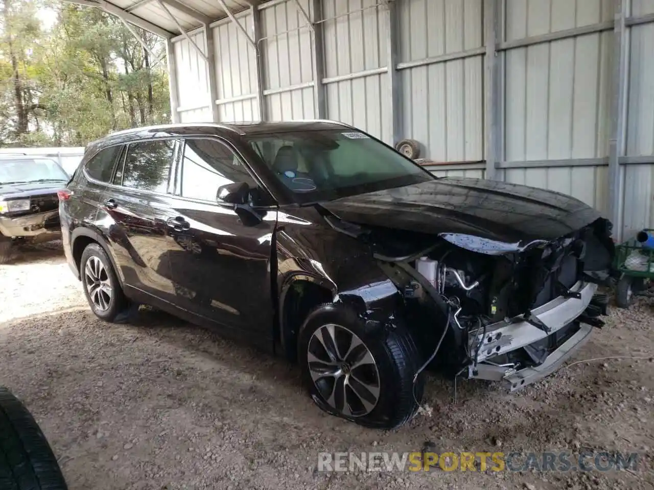 4 Photograph of a damaged car 5TDGZRAH5LS023045 TOYOTA HIGHLANDER 2020