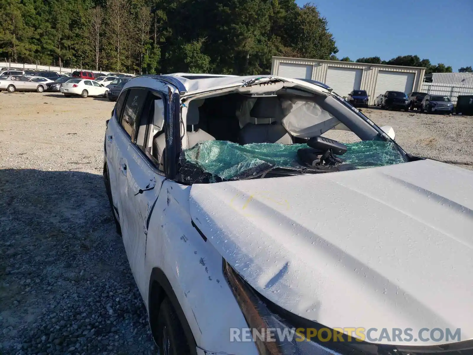 9 Photograph of a damaged car 5TDGZRAH5LS027449 TOYOTA HIGHLANDER 2020