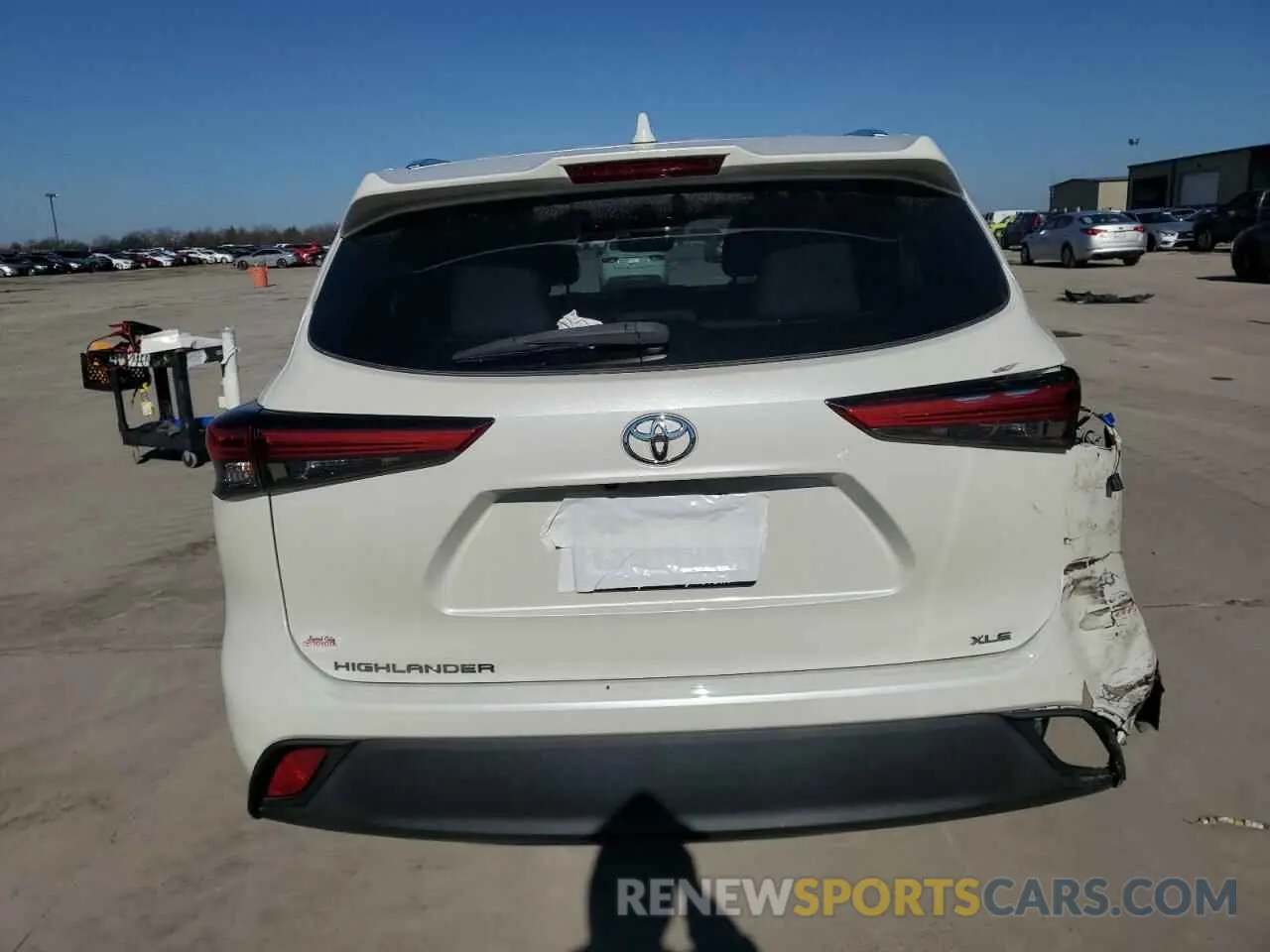 6 Photograph of a damaged car 5TDGZRAH5LS511914 TOYOTA HIGHLANDER 2020