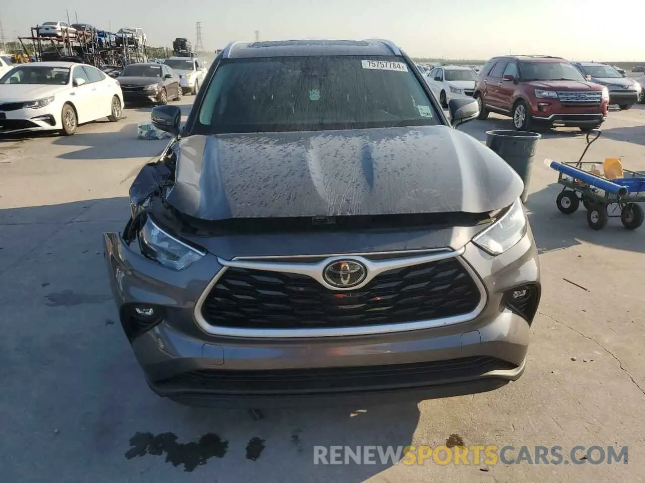 5 Photograph of a damaged car 5TDGZRAH5LS512027 TOYOTA HIGHLANDER 2020