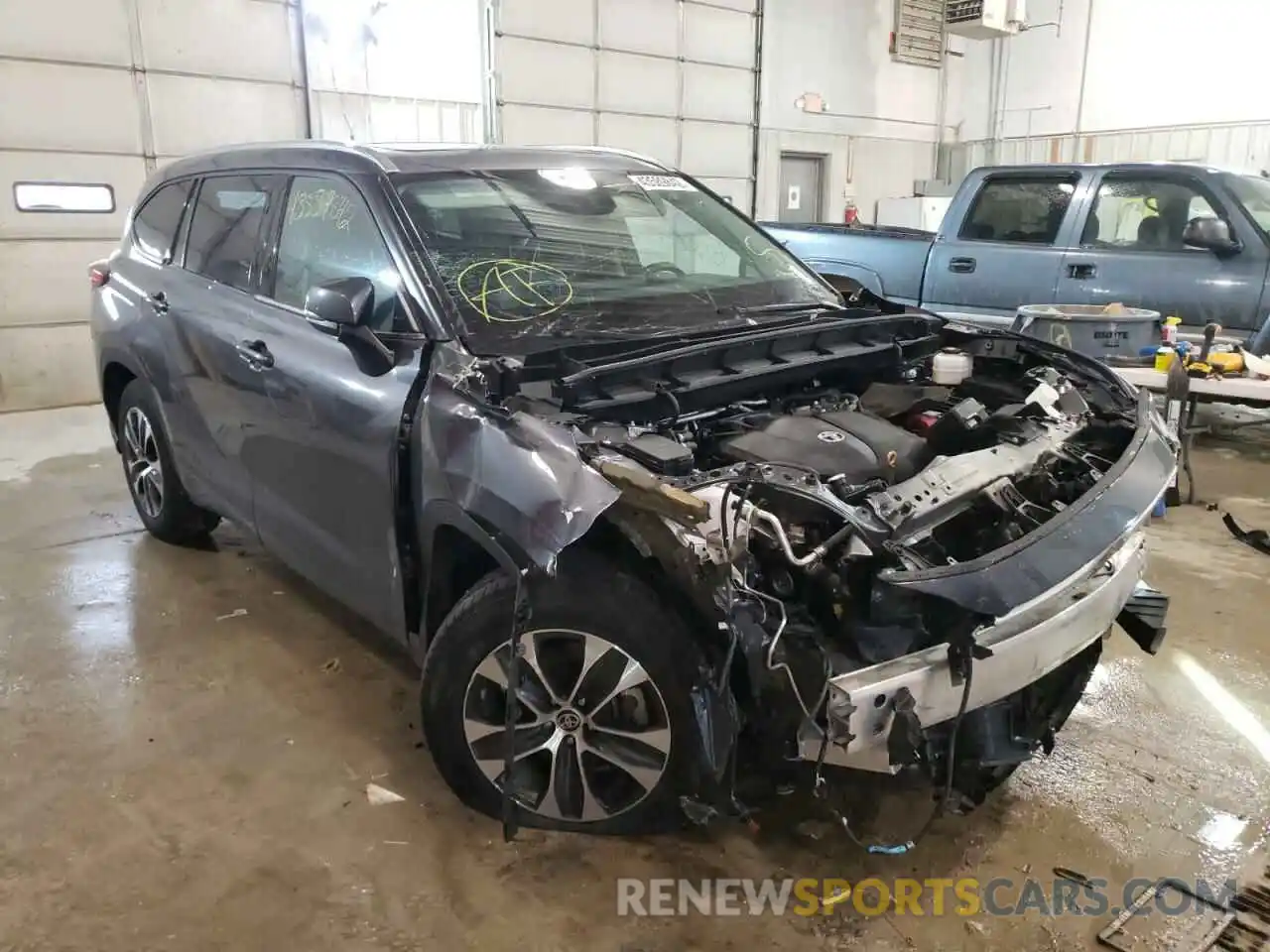 1 Photograph of a damaged car 5TDGZRAH6LS005301 TOYOTA HIGHLANDER 2020