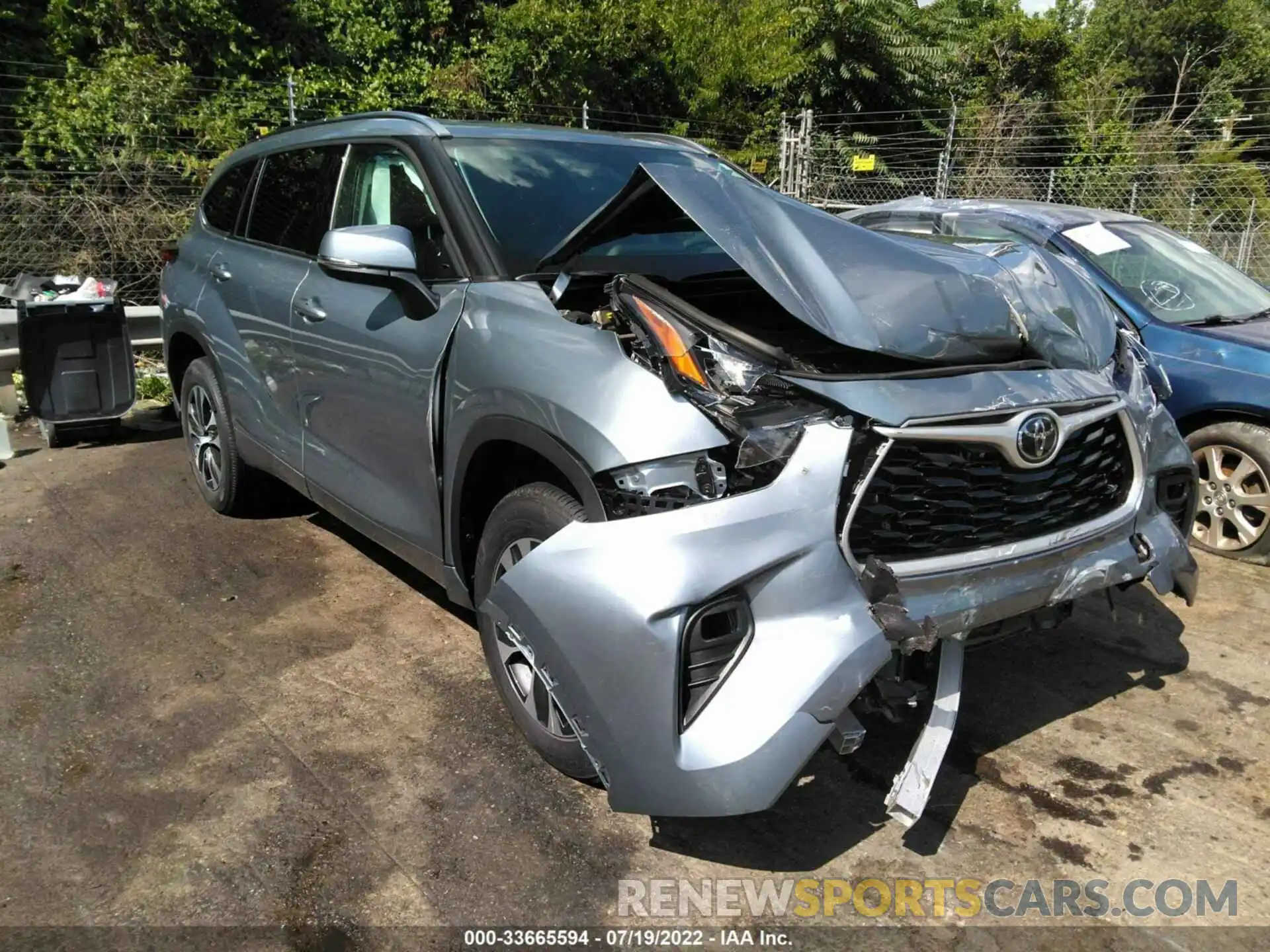 1 Photograph of a damaged car 5TDGZRAH7LS015156 TOYOTA HIGHLANDER 2020