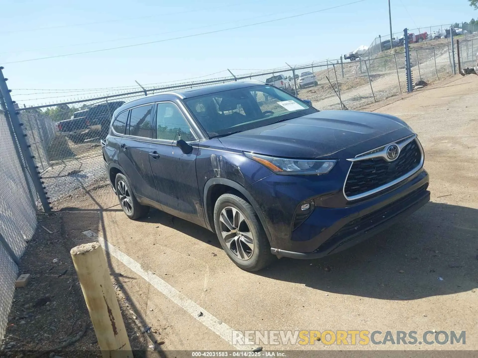 1 Photograph of a damaged car 5TDGZRAH7LS021300 TOYOTA HIGHLANDER 2020