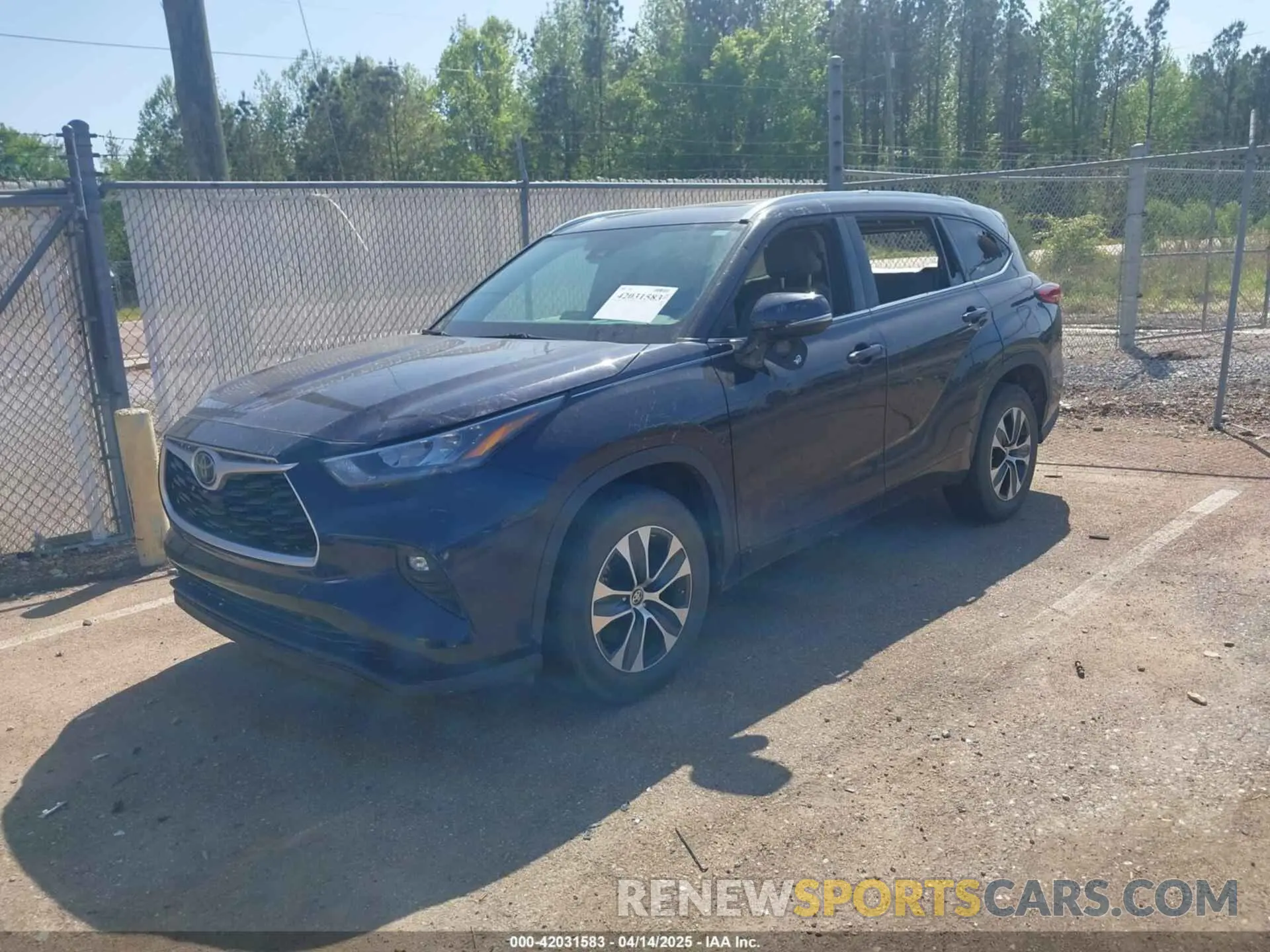 2 Photograph of a damaged car 5TDGZRAH7LS021300 TOYOTA HIGHLANDER 2020