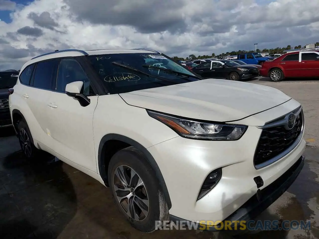 4 Photograph of a damaged car 5TDGZRAH7LS503474 TOYOTA HIGHLANDER 2020