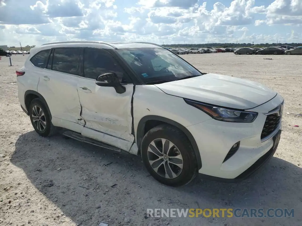 4 Photograph of a damaged car 5TDGZRAH7LS504124 TOYOTA HIGHLANDER 2020