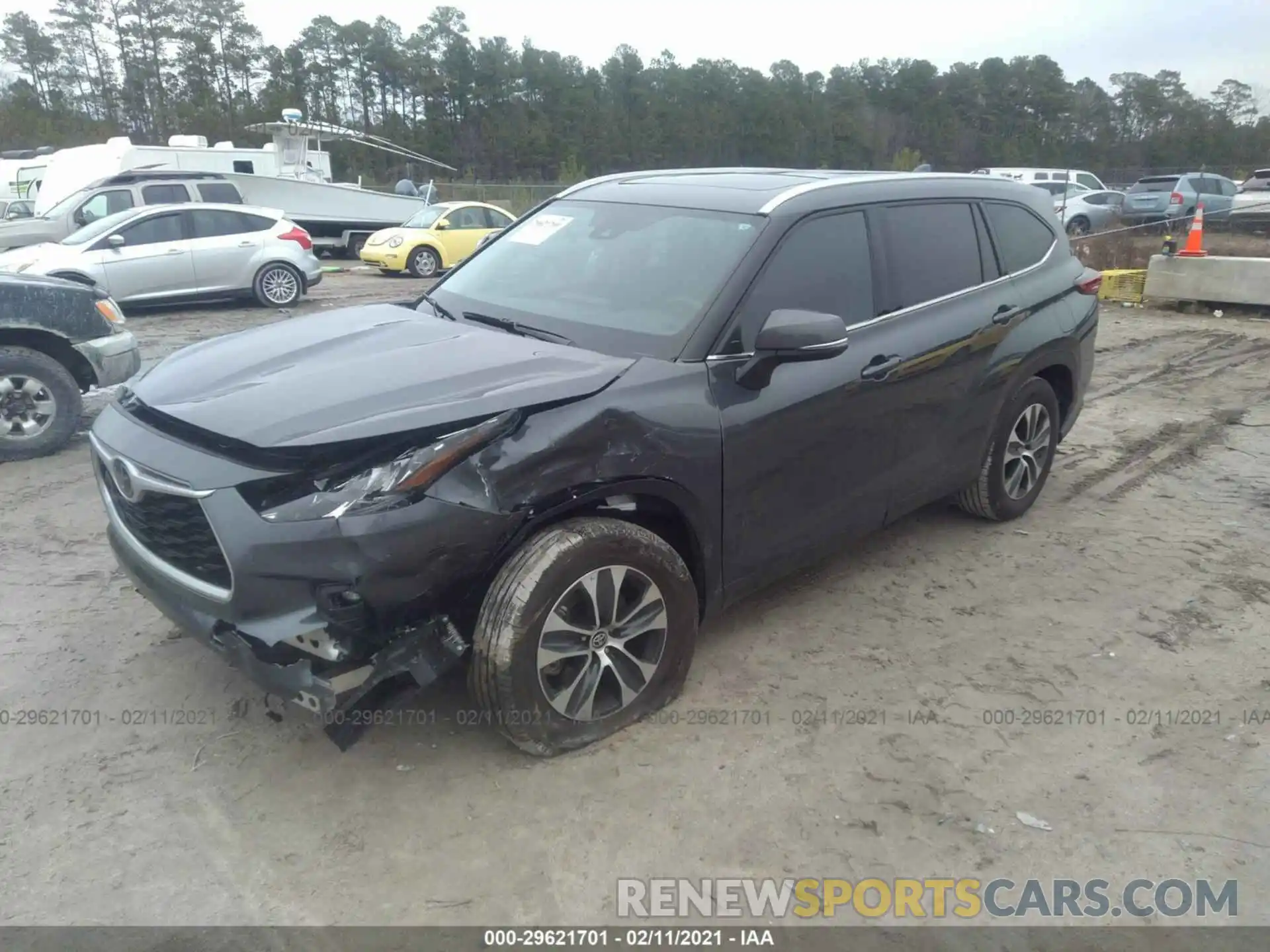 2 Photograph of a damaged car 5TDGZRAH7LS512188 TOYOTA HIGHLANDER 2020