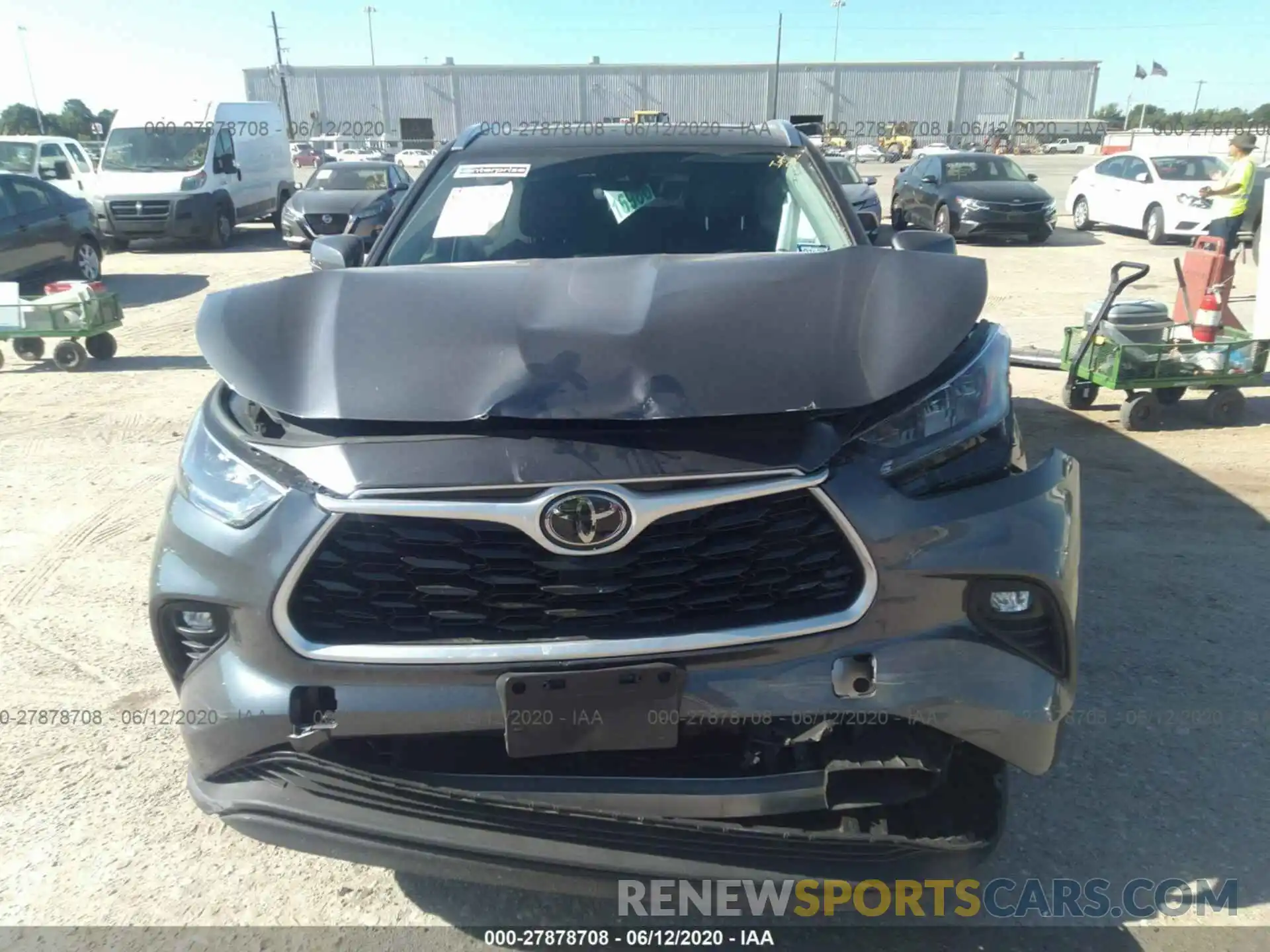 6 Photograph of a damaged car 5TDGZRAH8LS004893 TOYOTA HIGHLANDER 2020