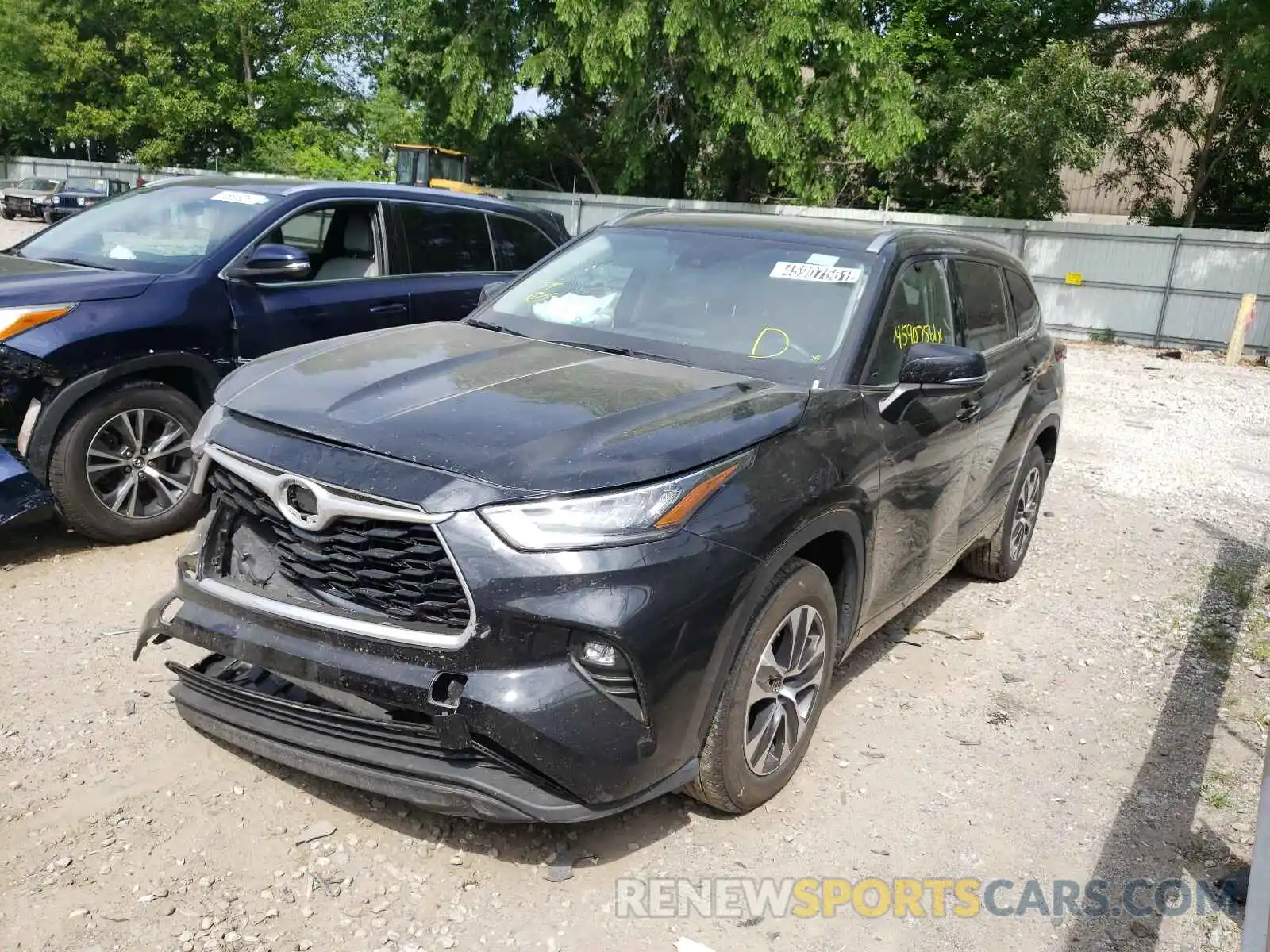 2 Photograph of a damaged car 5TDGZRAH8LS502303 TOYOTA HIGHLANDER 2020