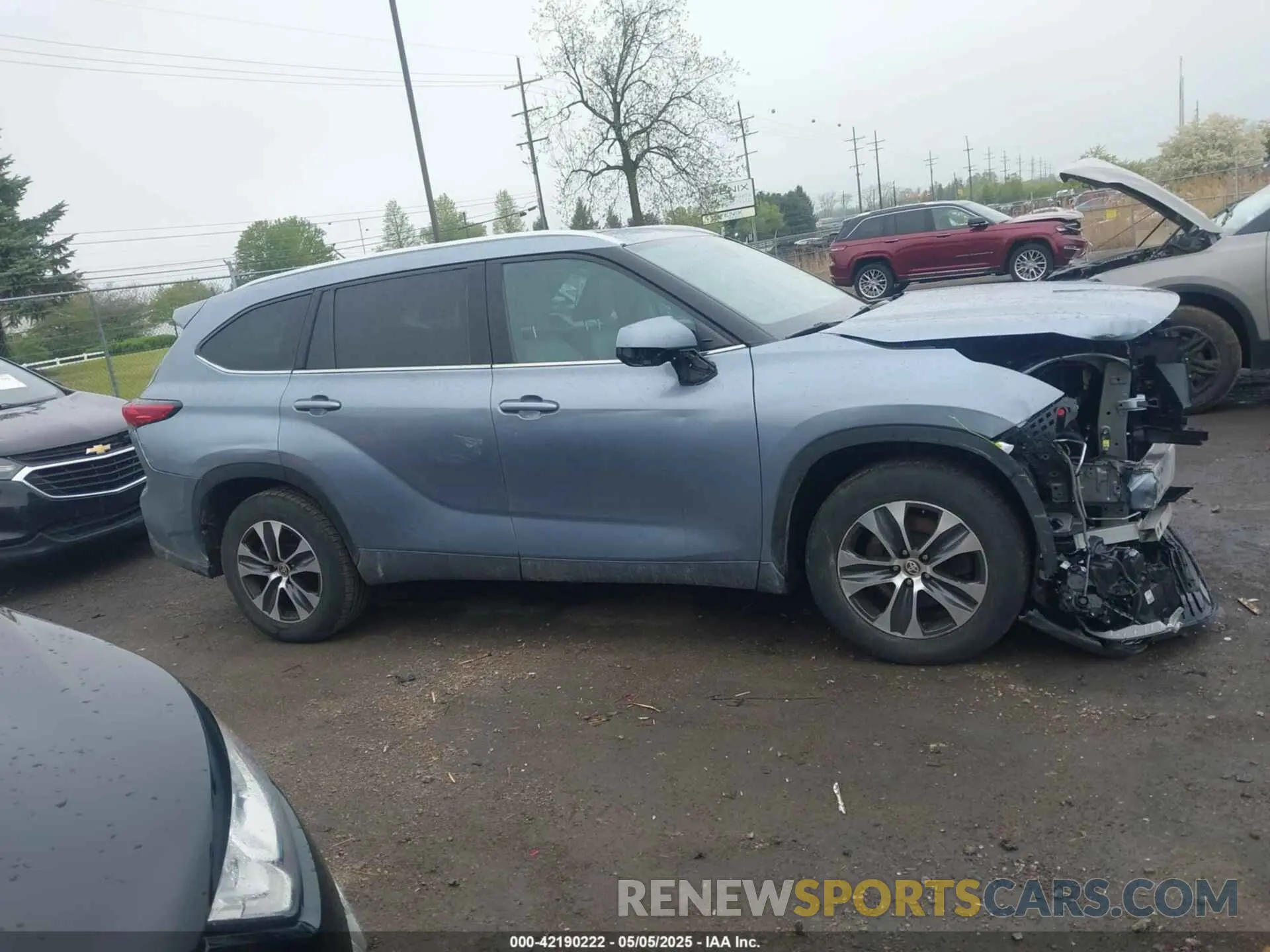 13 Photograph of a damaged car 5TDGZRAHXLS011098 TOYOTA HIGHLANDER 2020
