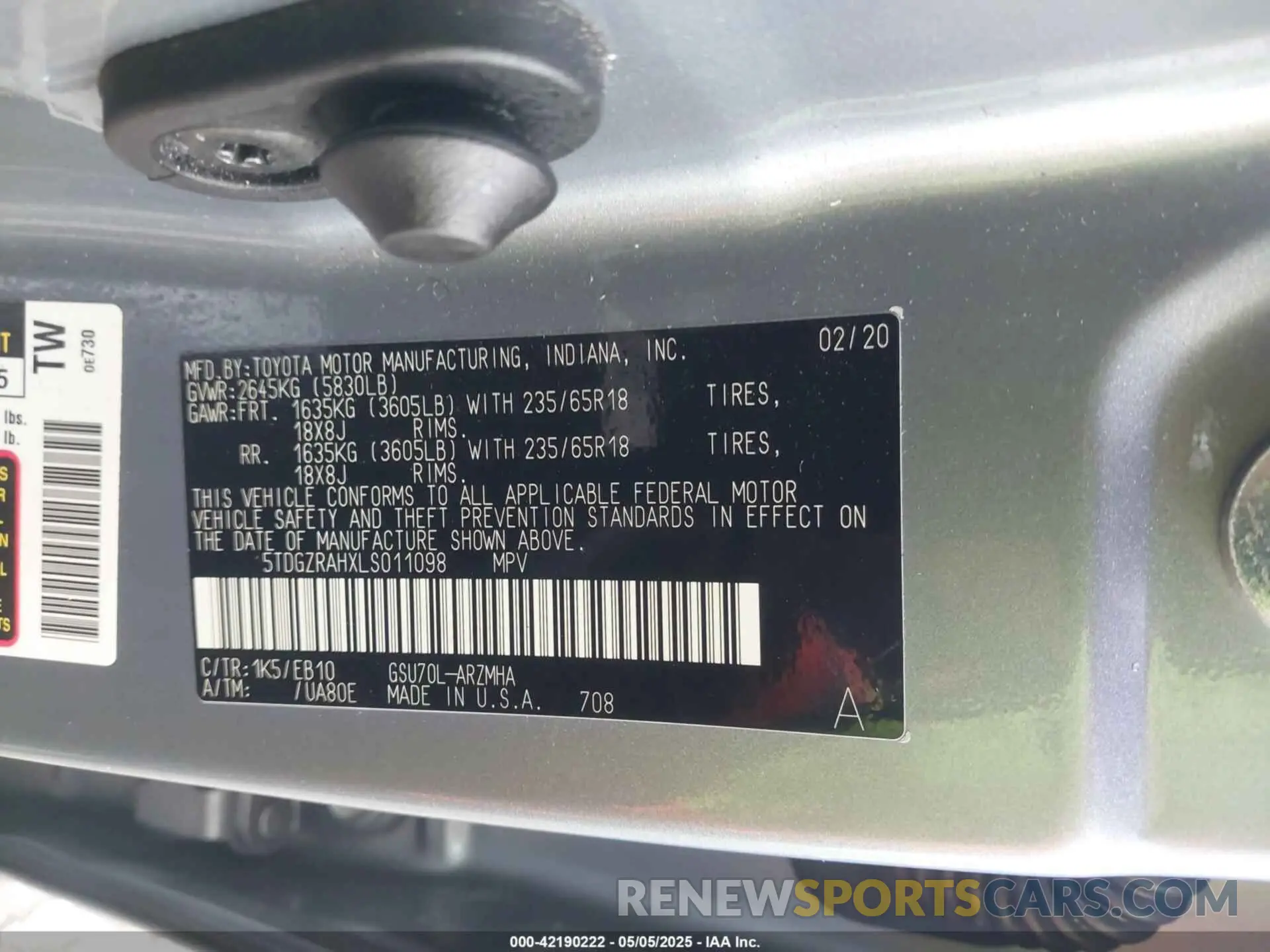 9 Photograph of a damaged car 5TDGZRAHXLS011098 TOYOTA HIGHLANDER 2020