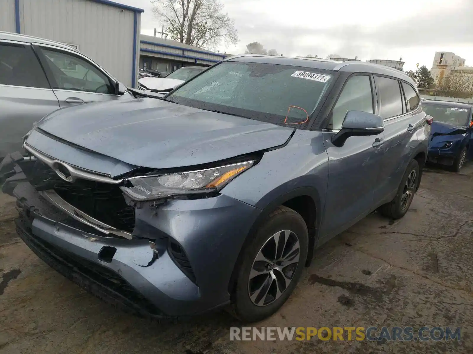 2 Photograph of a damaged car 5TDGZRAHXLS016138 TOYOTA HIGHLANDER 2020