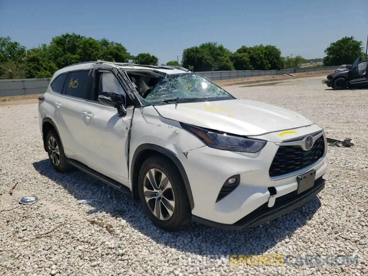 1 Photograph of a damaged car 5TDGZRAHXLS505249 TOYOTA HIGHLANDER 2020