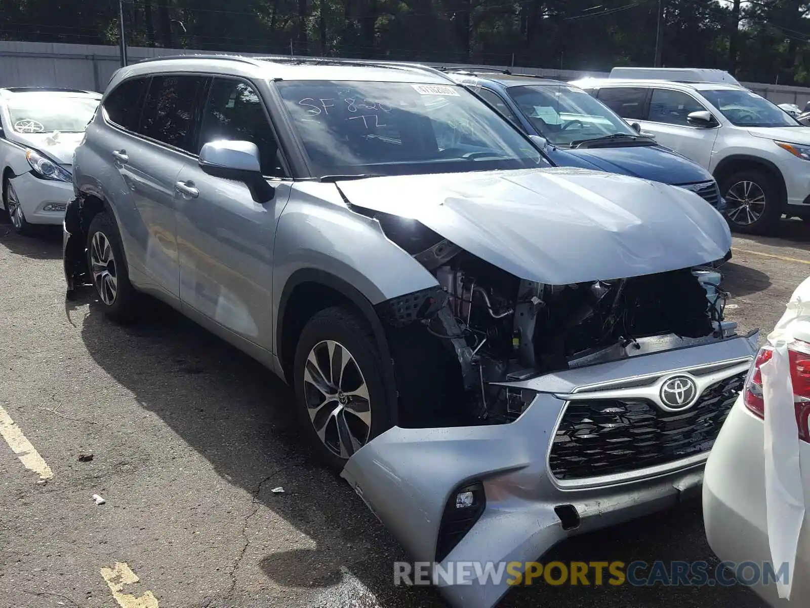 1 Photograph of a damaged car 5TDGZRAHXLS509821 TOYOTA HIGHLANDER 2020