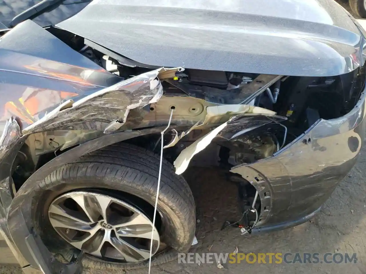 9 Photograph of a damaged car 5TDGZRBH0LS007348 TOYOTA HIGHLANDER 2020