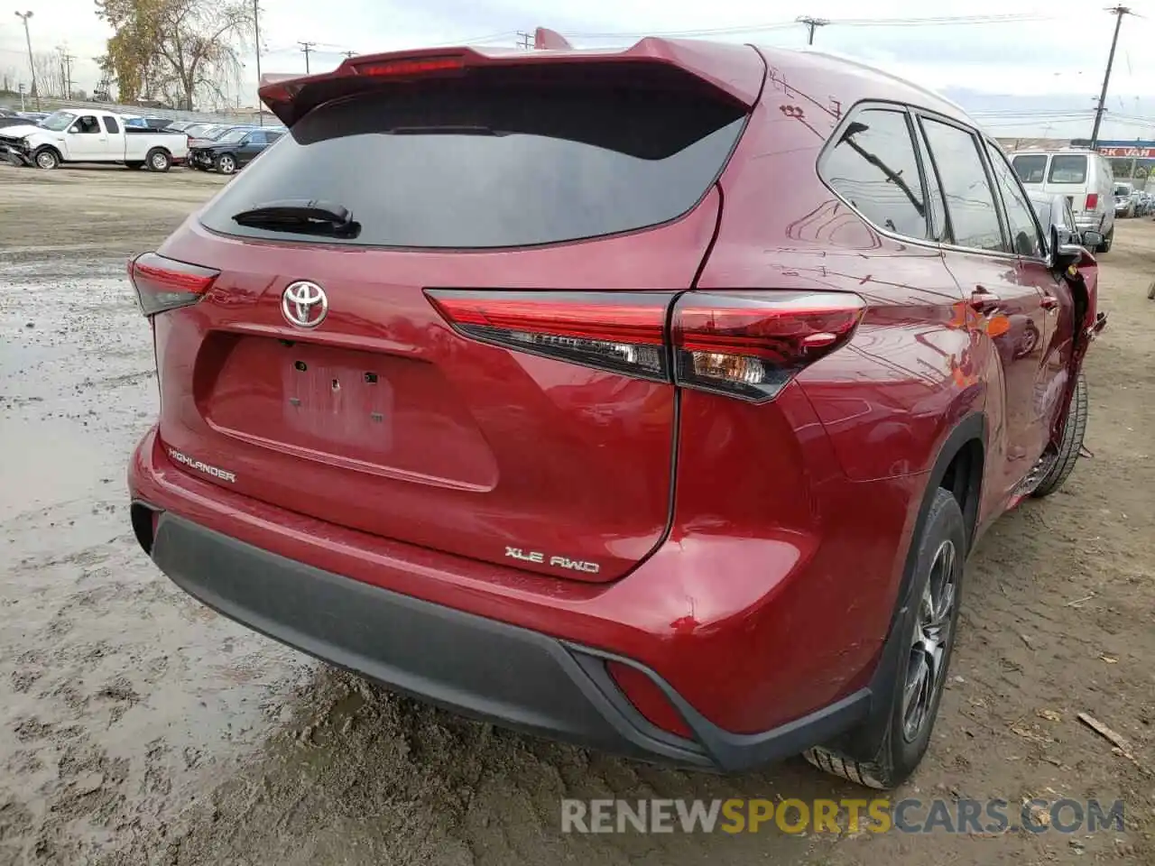 4 Photograph of a damaged car 5TDGZRBH0LS007883 TOYOTA HIGHLANDER 2020