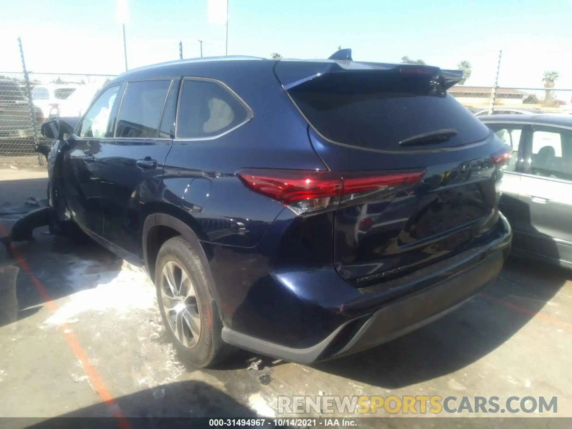 3 Photograph of a damaged car 5TDGZRBH0LS008256 TOYOTA HIGHLANDER 2020