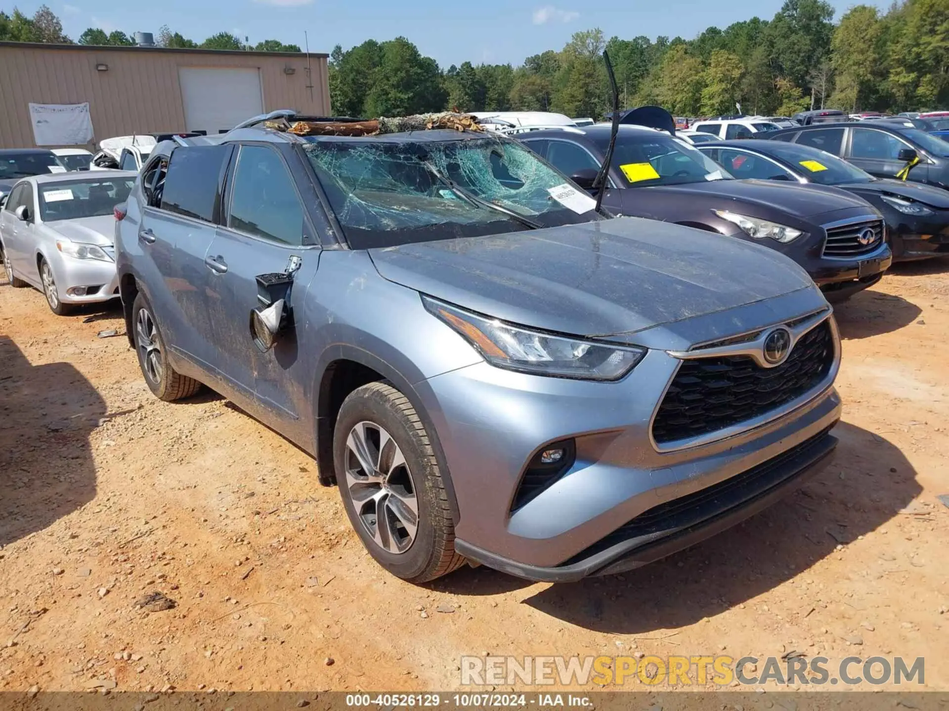 1 Photograph of a damaged car 5TDGZRBH0LS015417 TOYOTA HIGHLANDER 2020