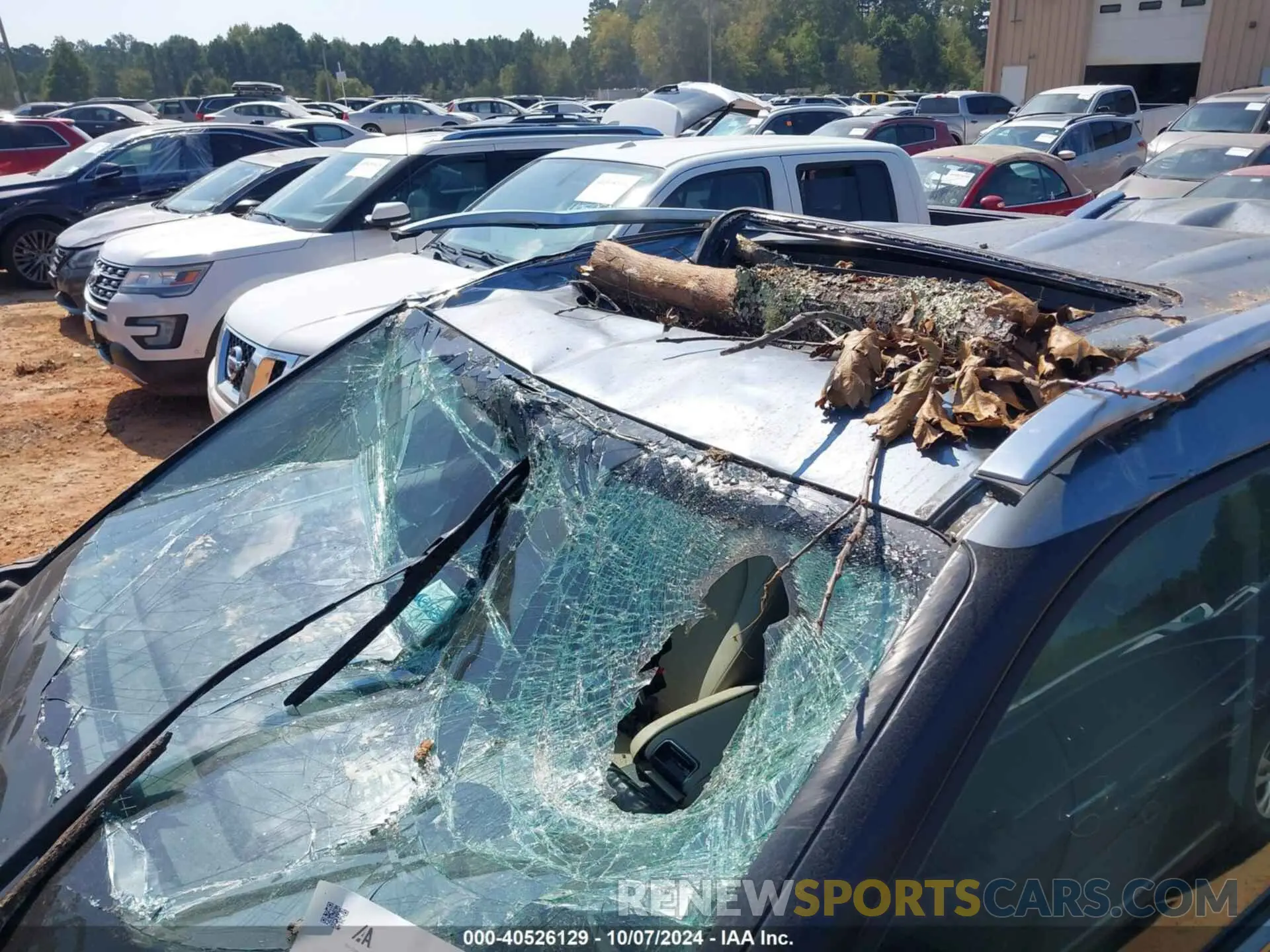 6 Photograph of a damaged car 5TDGZRBH0LS015417 TOYOTA HIGHLANDER 2020