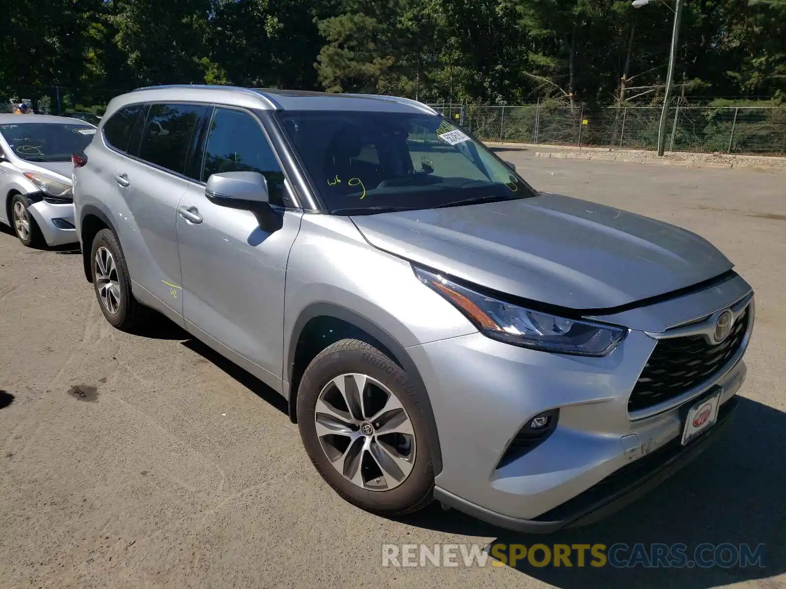 1 Photograph of a damaged car 5TDGZRBH0LS035277 TOYOTA HIGHLANDER 2020