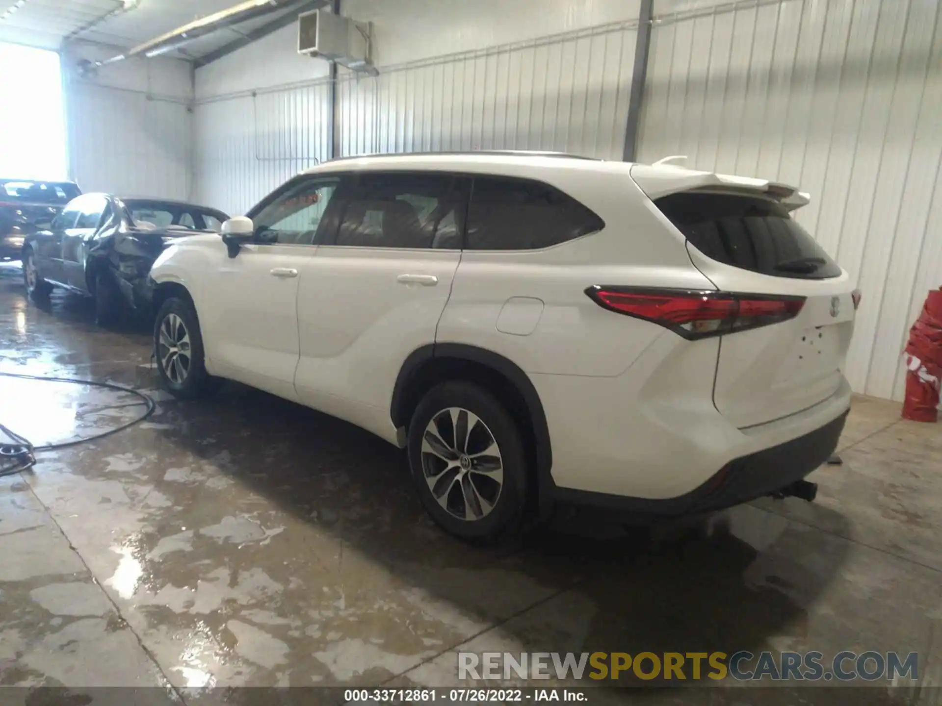 3 Photograph of a damaged car 5TDGZRBH0LS514265 TOYOTA HIGHLANDER 2020