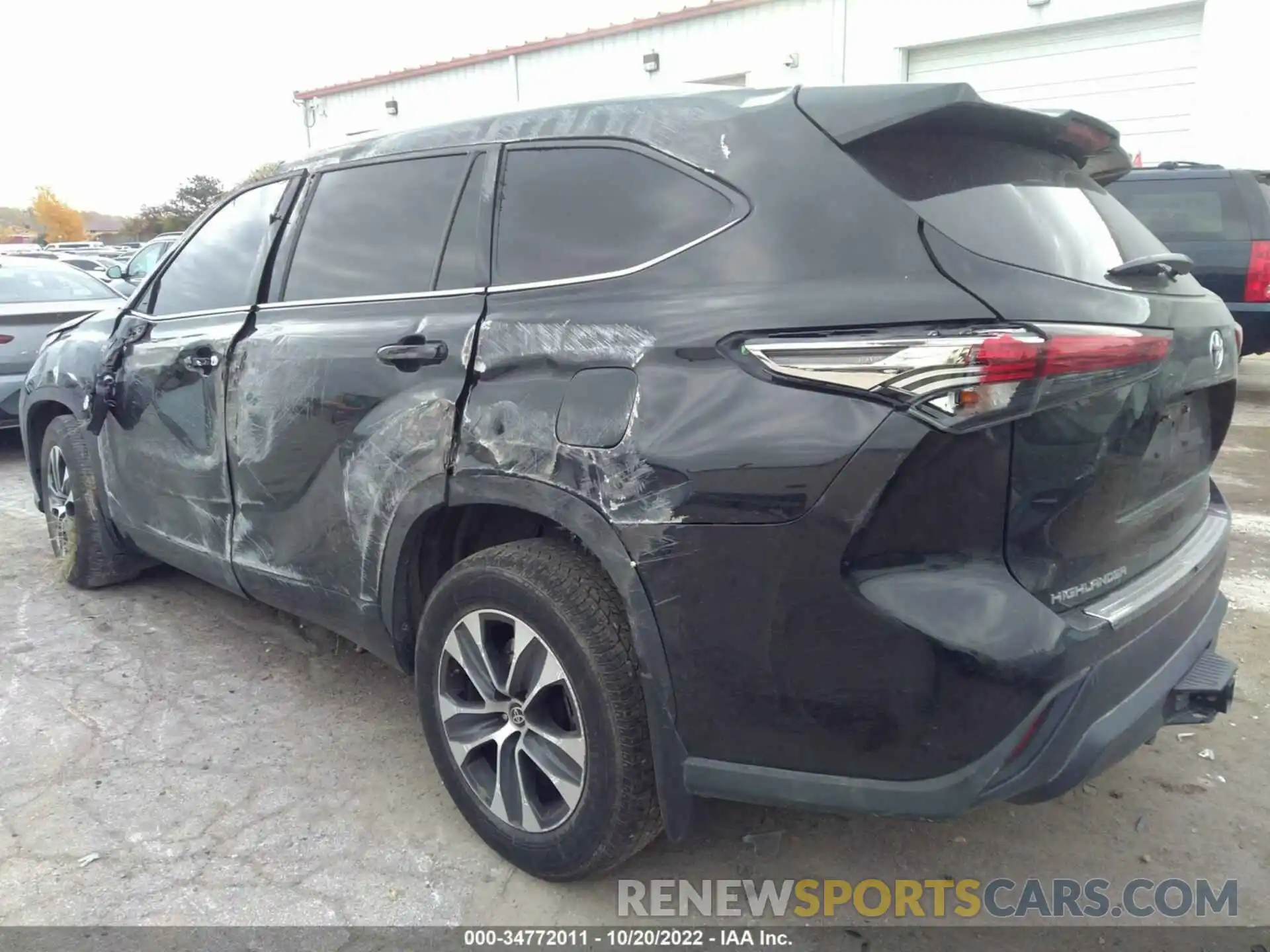 3 Photograph of a damaged car 5TDGZRBH0LS520793 TOYOTA HIGHLANDER 2020