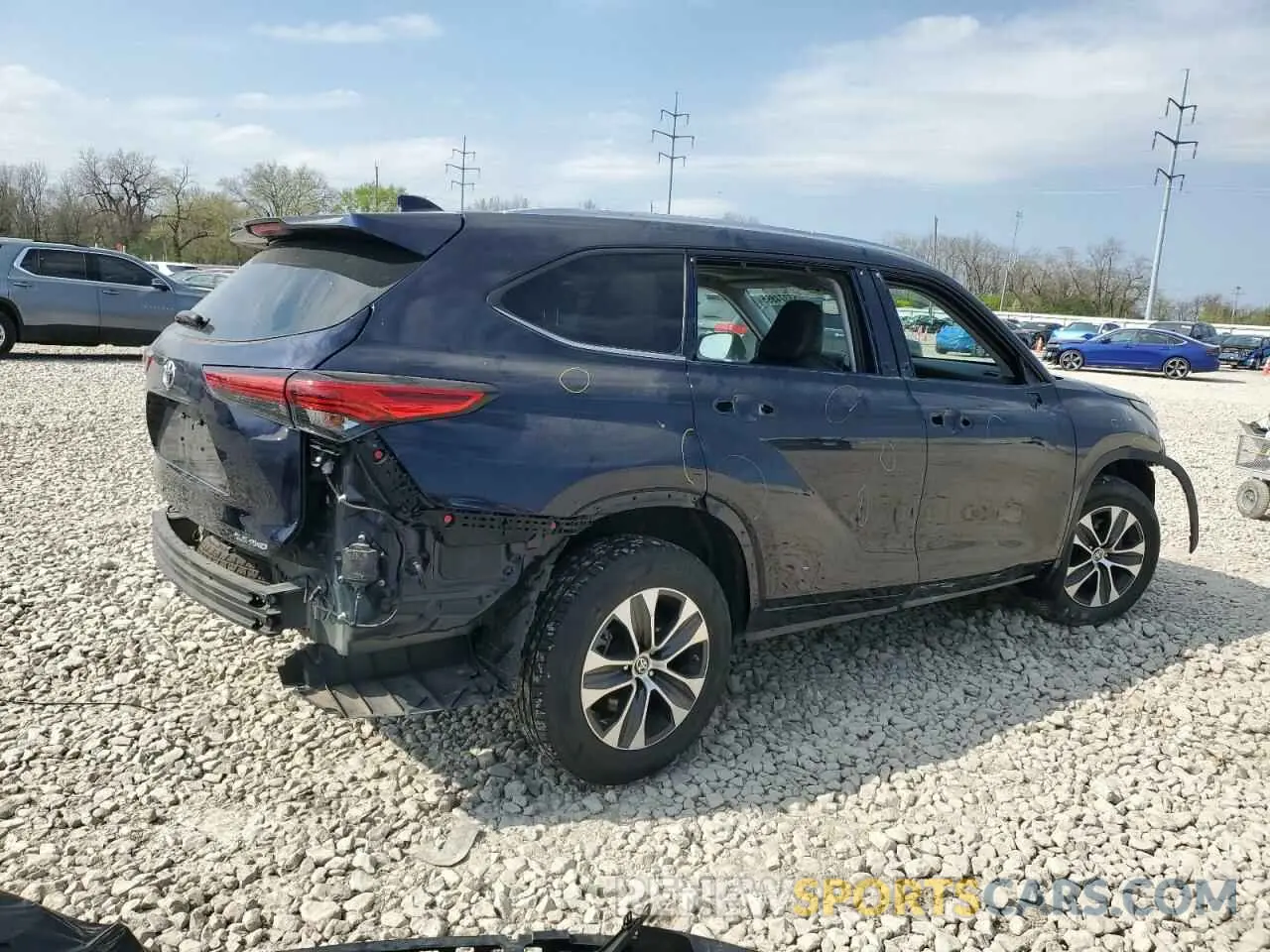 3 Photograph of a damaged car 5TDGZRBH1LS003373 TOYOTA HIGHLANDER 2020