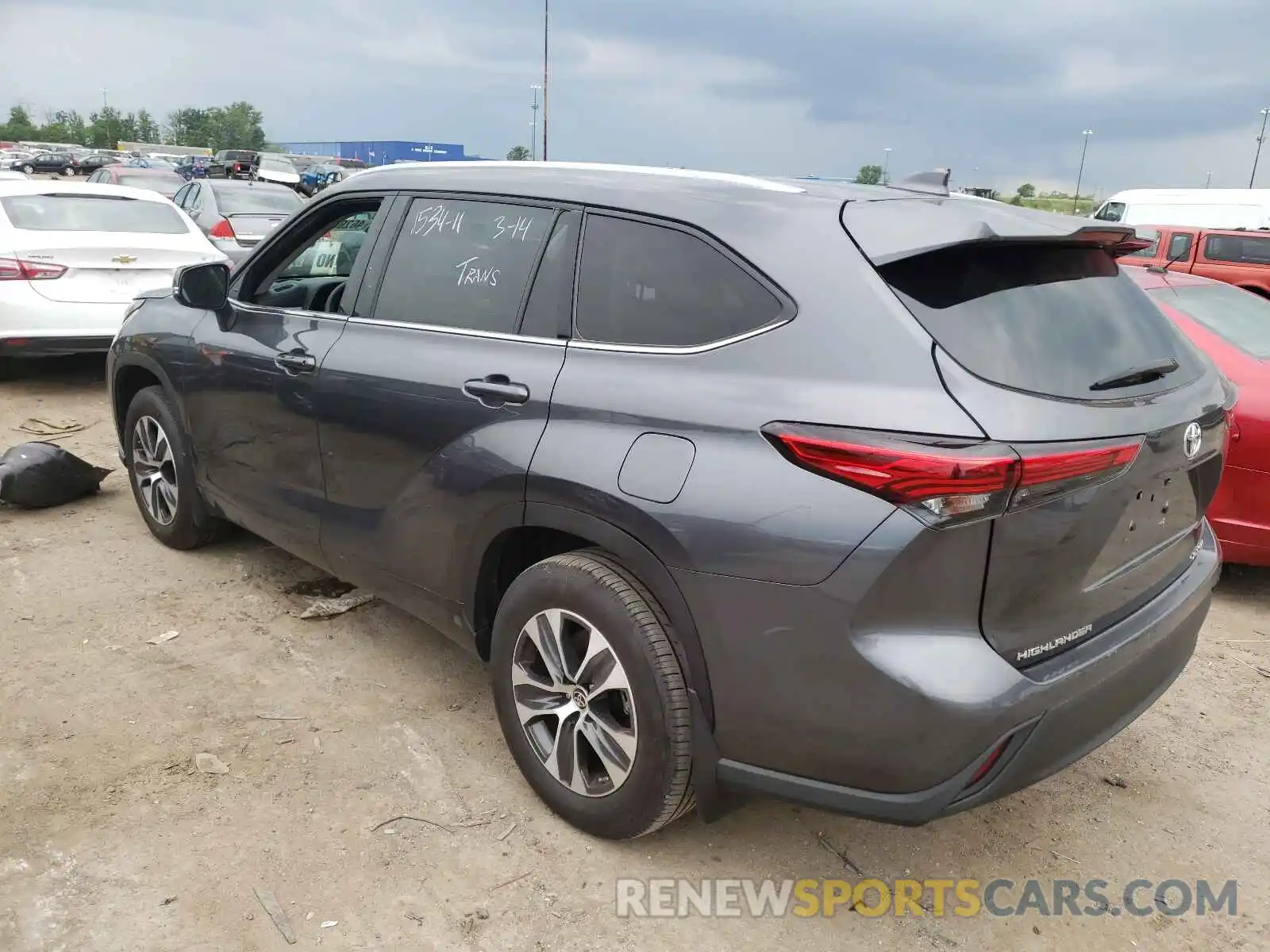 3 Photograph of a damaged car 5TDGZRBH1LS013613 TOYOTA HIGHLANDER 2020