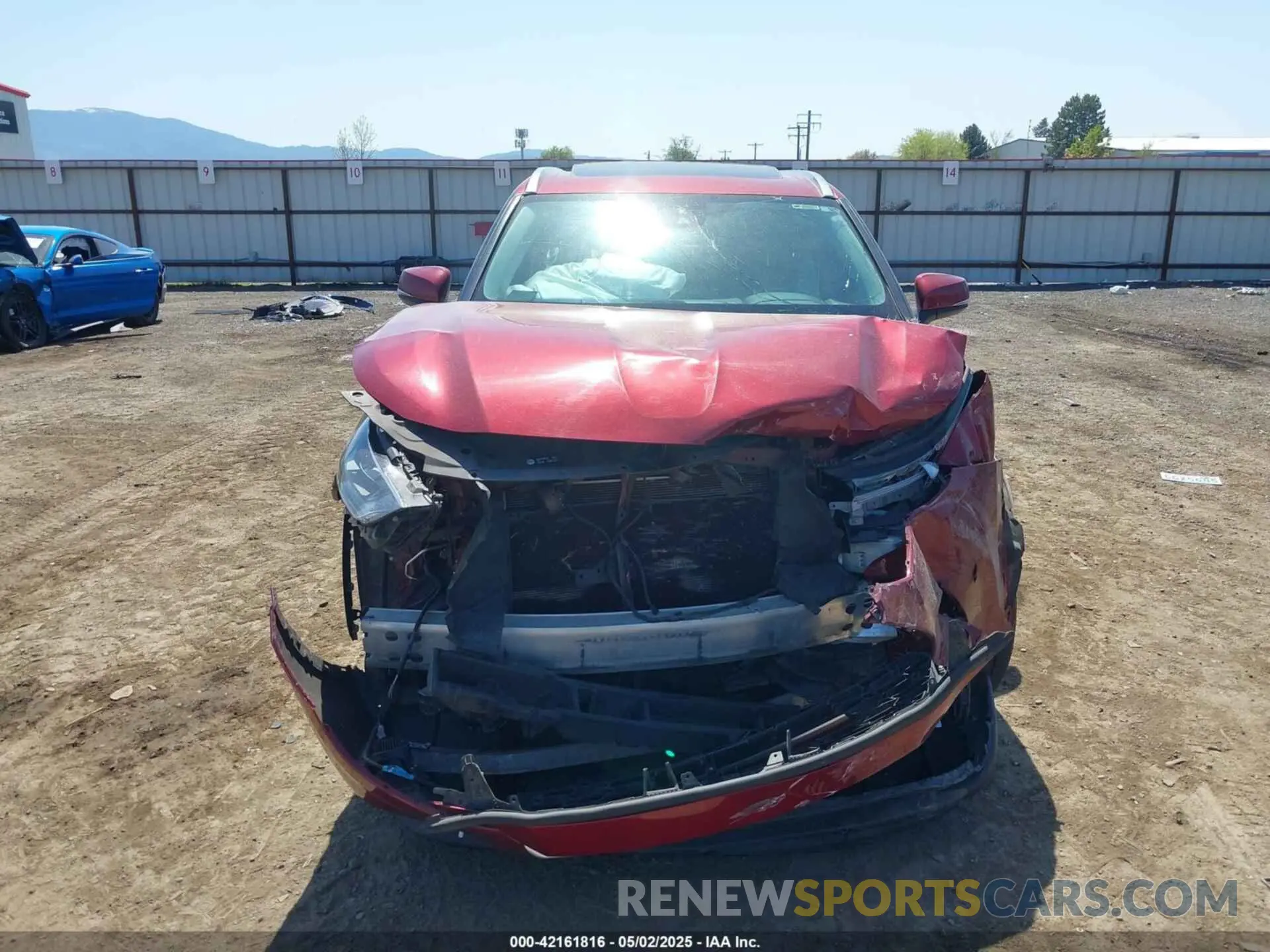 12 Photograph of a damaged car 5TDGZRBH1LS024062 TOYOTA HIGHLANDER 2020