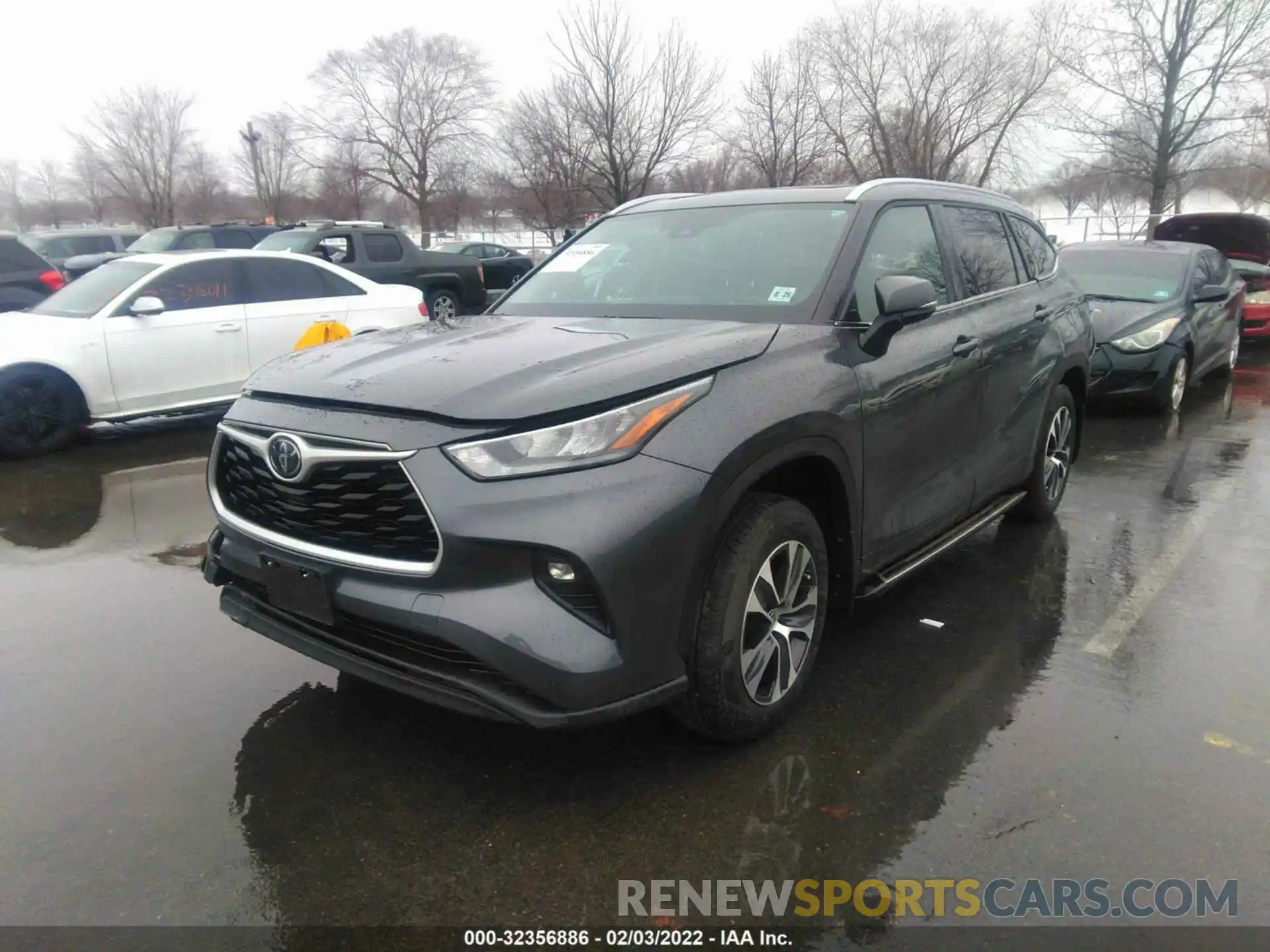 2 Photograph of a damaged car 5TDGZRBH1LS028984 TOYOTA HIGHLANDER 2020