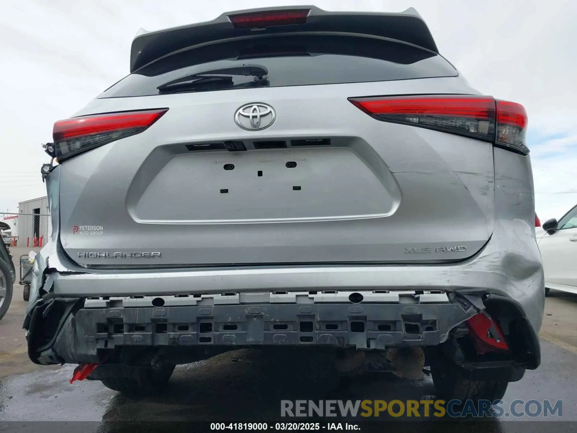 6 Photograph of a damaged car 5TDGZRBH1LS502142 TOYOTA HIGHLANDER 2020