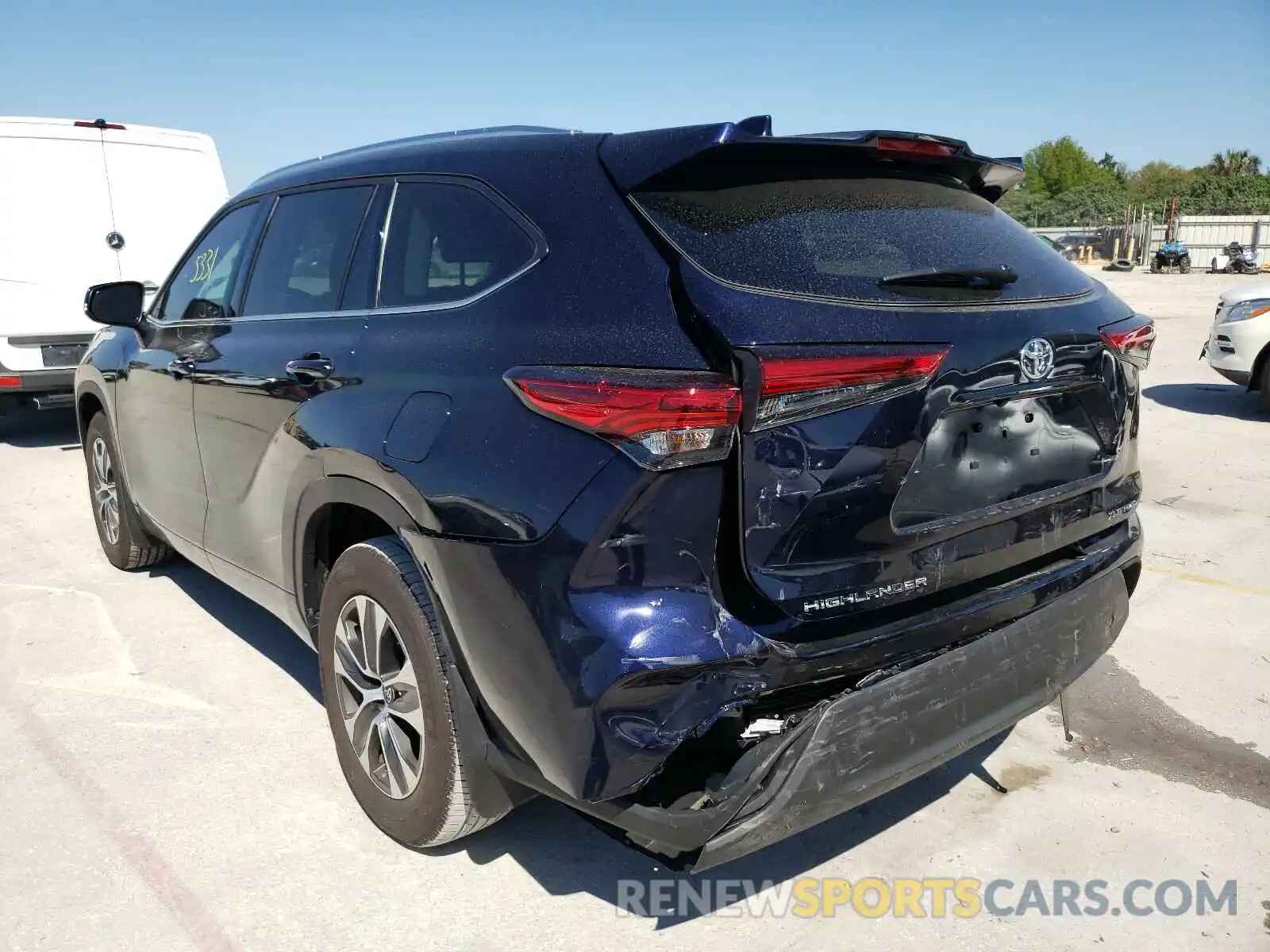 3 Photograph of a damaged car 5TDGZRBH2LS039248 TOYOTA HIGHLANDER 2020