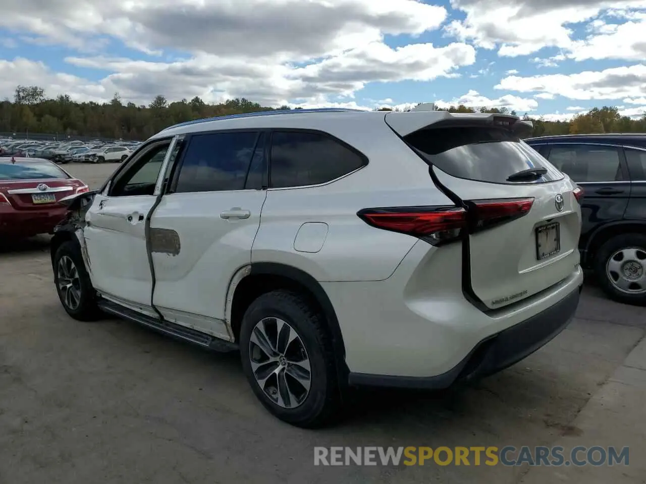 2 Photograph of a damaged car 5TDGZRBH2LS052338 TOYOTA HIGHLANDER 2020