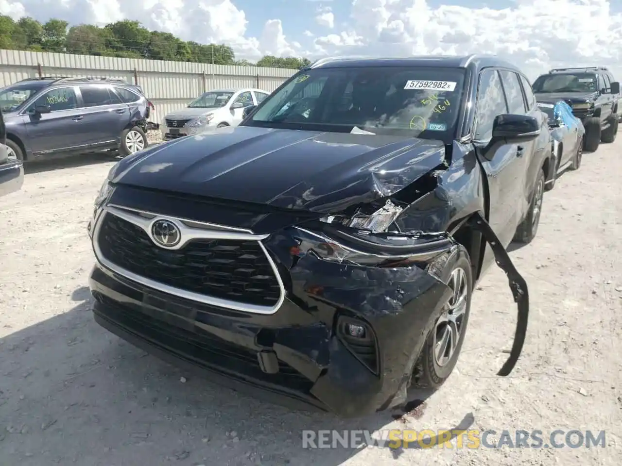 2 Photograph of a damaged car 5TDGZRBH2LS511464 TOYOTA HIGHLANDER 2020