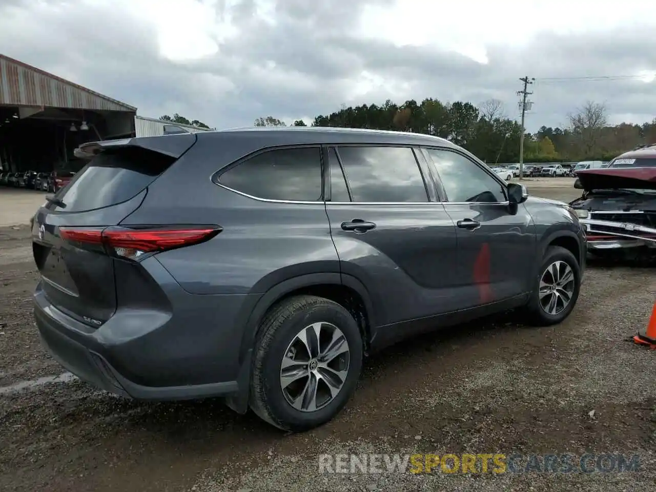 3 Photograph of a damaged car 5TDGZRBH2LS520892 TOYOTA HIGHLANDER 2020