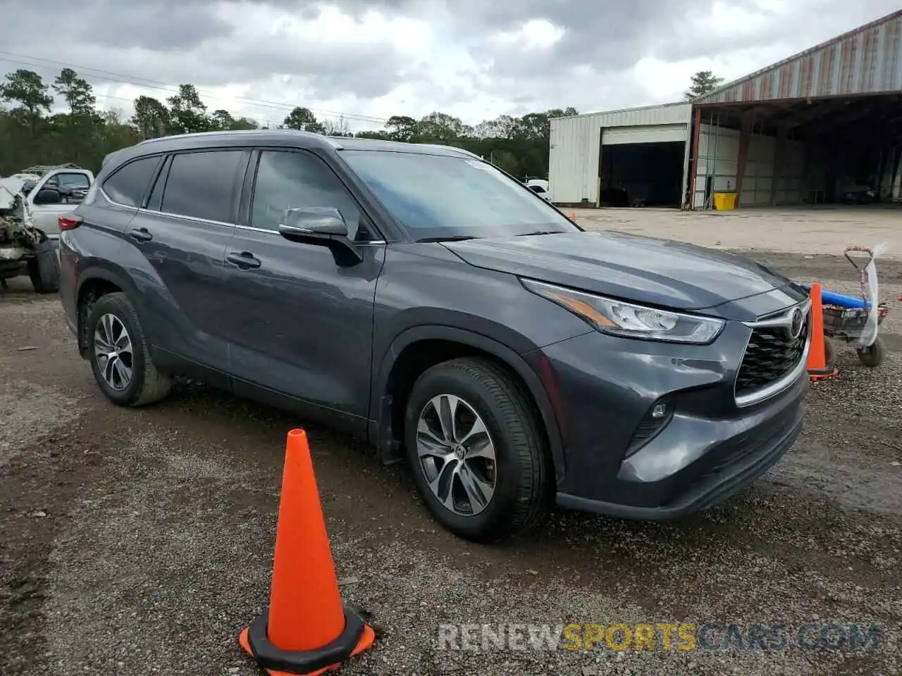 4 Photograph of a damaged car 5TDGZRBH2LS520892 TOYOTA HIGHLANDER 2020