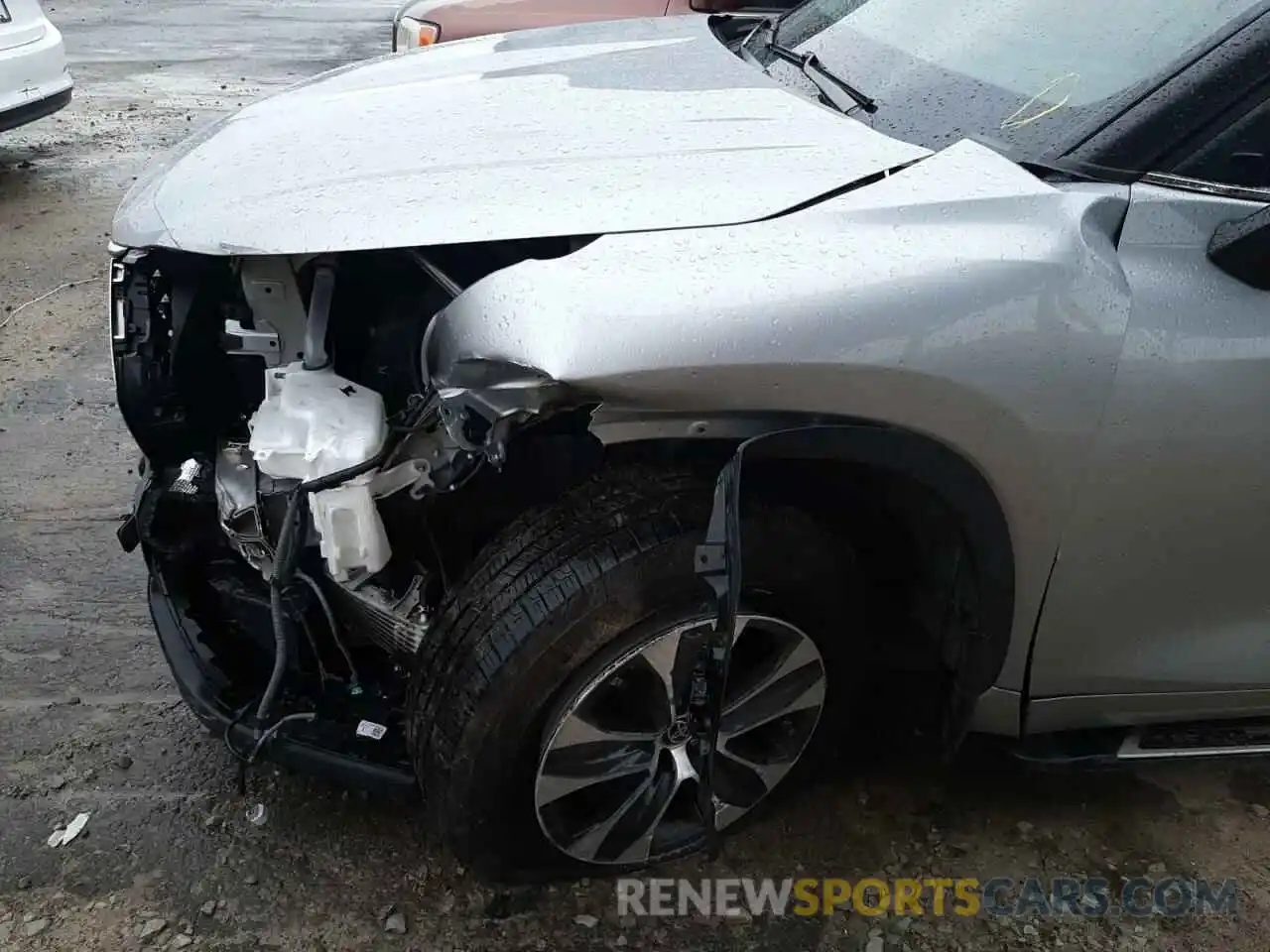 9 Photograph of a damaged car 5TDGZRBH3LS521811 TOYOTA HIGHLANDER 2020