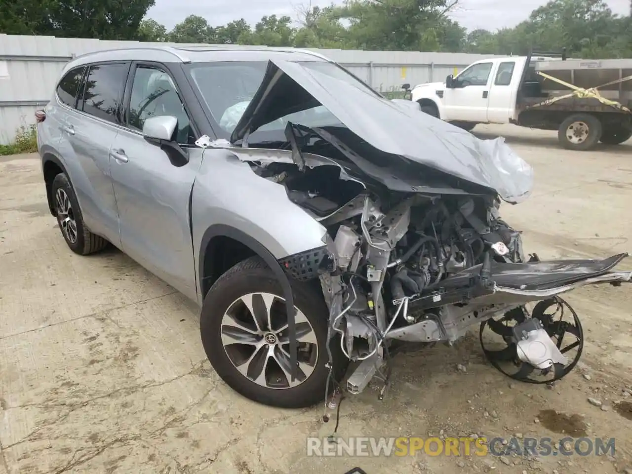 1 Photograph of a damaged car 5TDGZRBH4LS050980 TOYOTA HIGHLANDER 2020