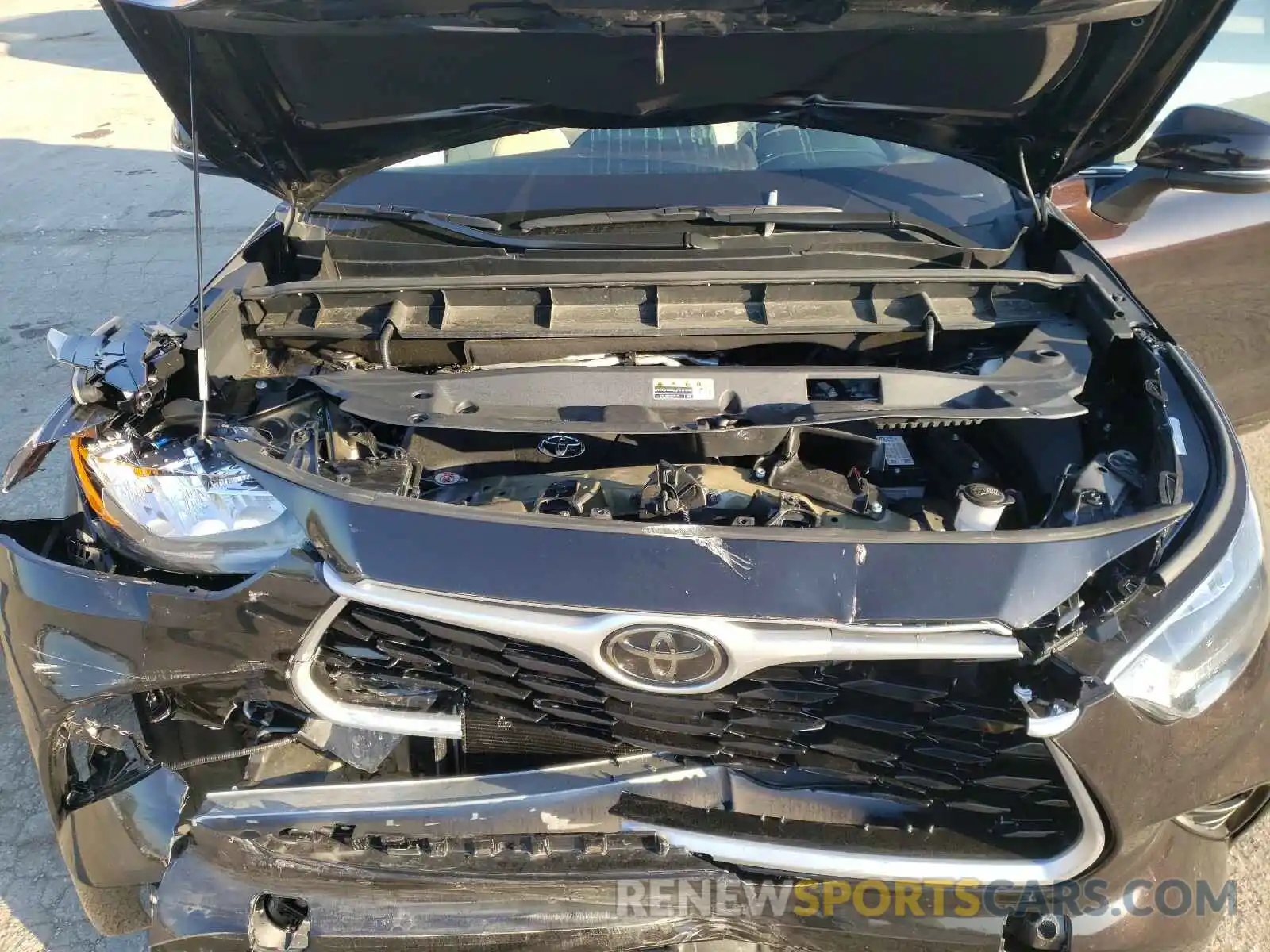 7 Photograph of a damaged car 5TDGZRBH5LS010018 TOYOTA HIGHLANDER 2020