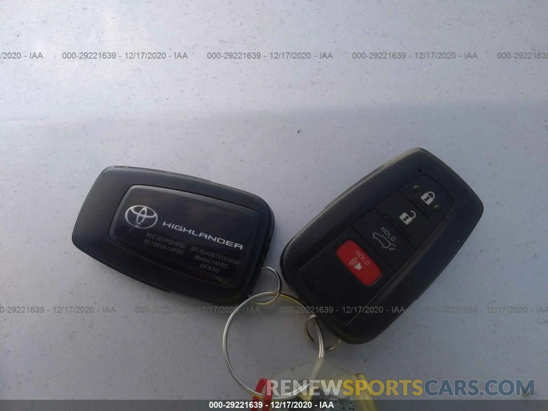 11 Photograph of a damaged car 5TDGZRBH5LS015204 TOYOTA HIGHLANDER 2020