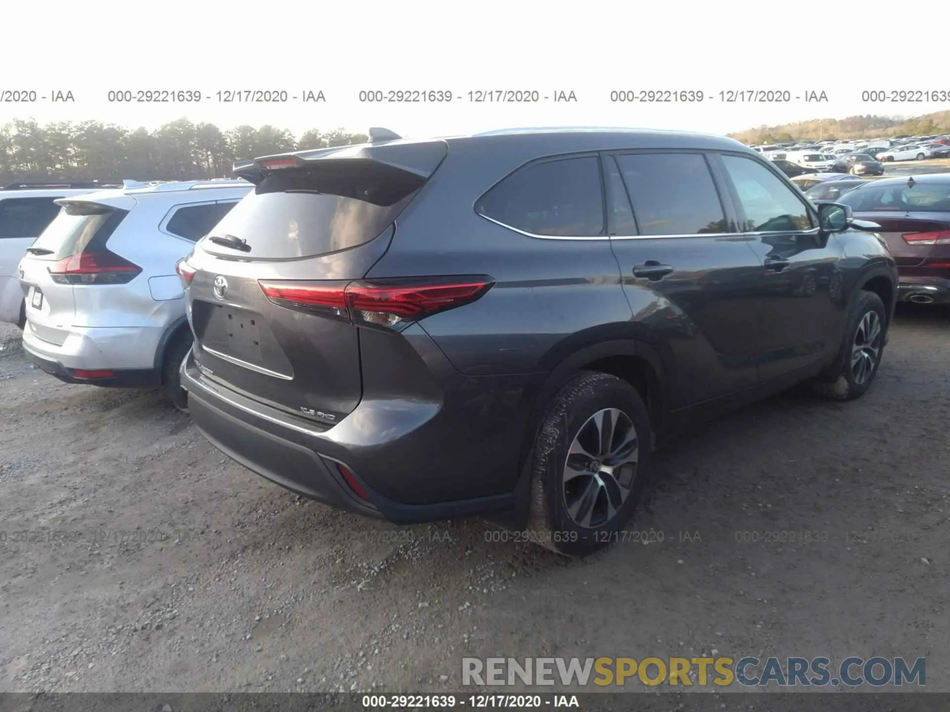 4 Photograph of a damaged car 5TDGZRBH5LS015204 TOYOTA HIGHLANDER 2020