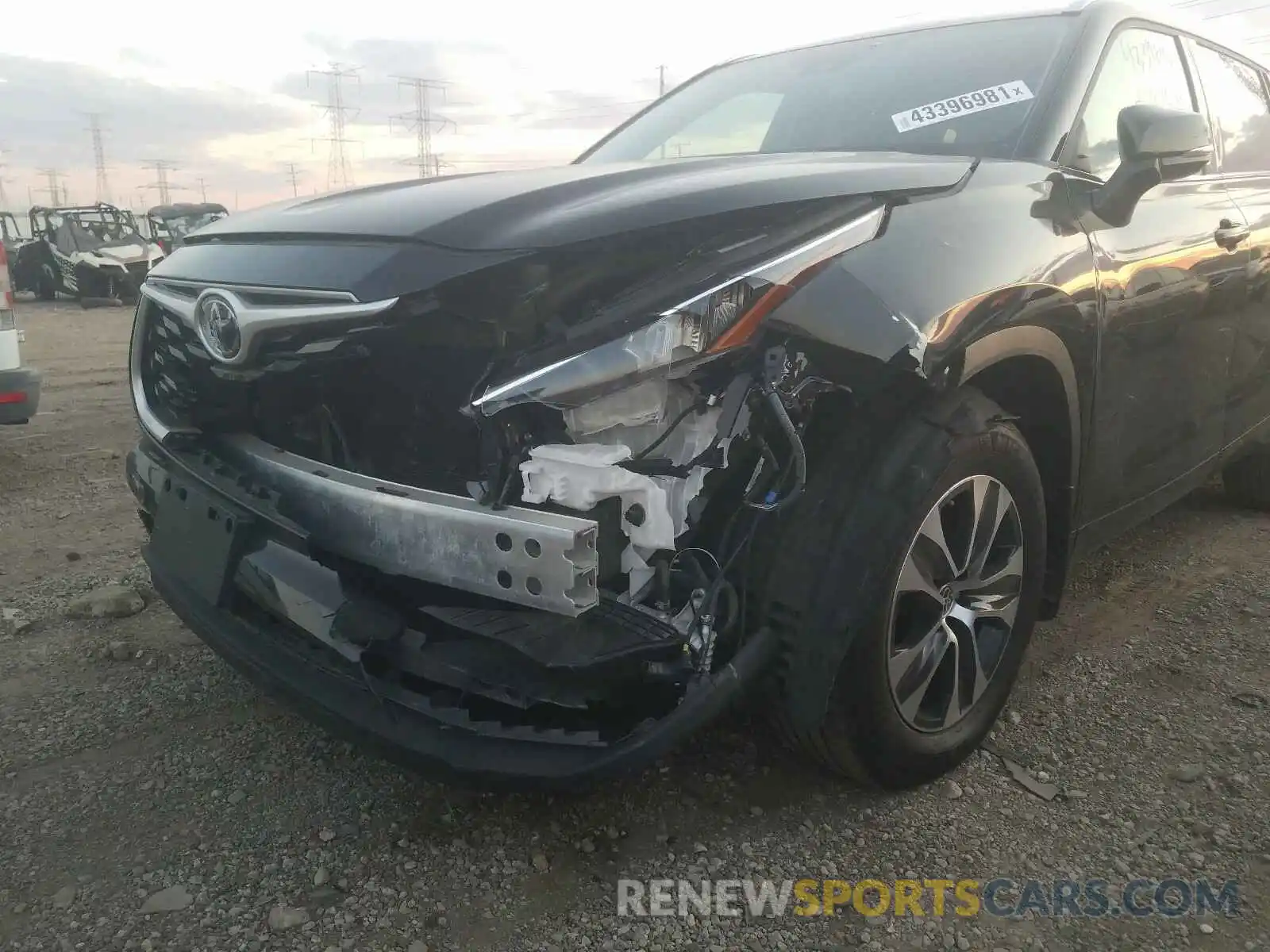 9 Photograph of a damaged car 5TDGZRBH5LS512222 TOYOTA HIGHLANDER 2020