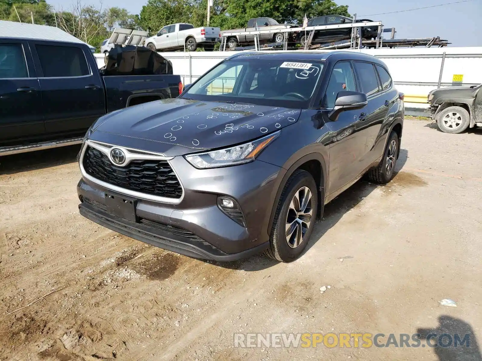 2 Photograph of a damaged car 5TDGZRBH6LS020363 TOYOTA HIGHLANDER 2020