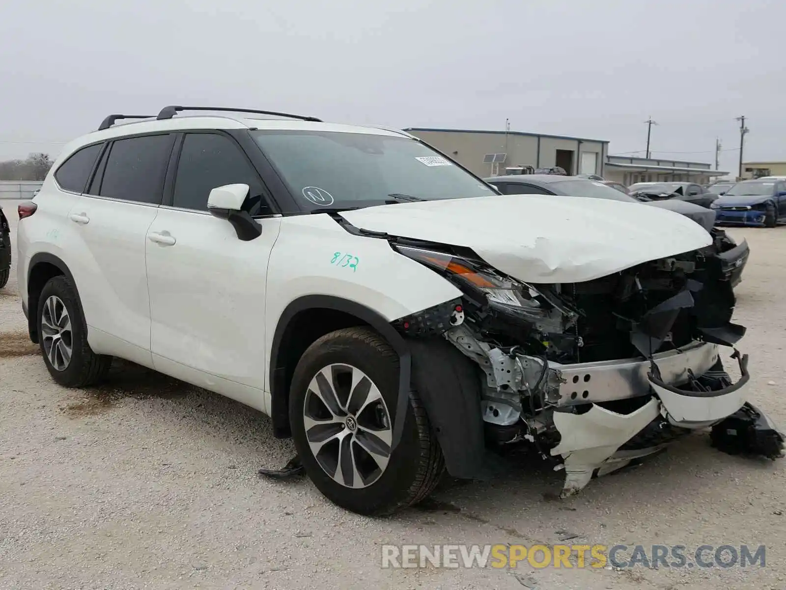 1 Photograph of a damaged car 5TDGZRBH6LS501004 TOYOTA HIGHLANDER 2020