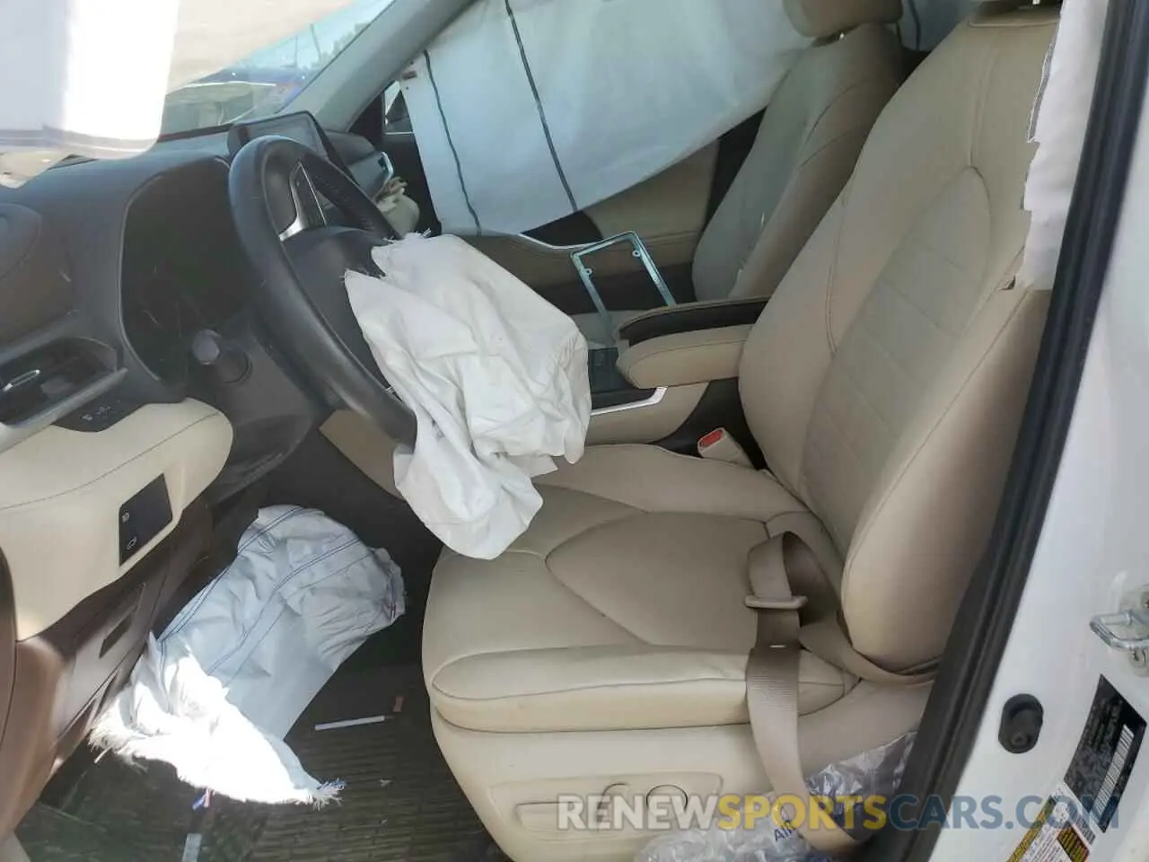 7 Photograph of a damaged car 5TDGZRBH6LS505215 TOYOTA HIGHLANDER 2020