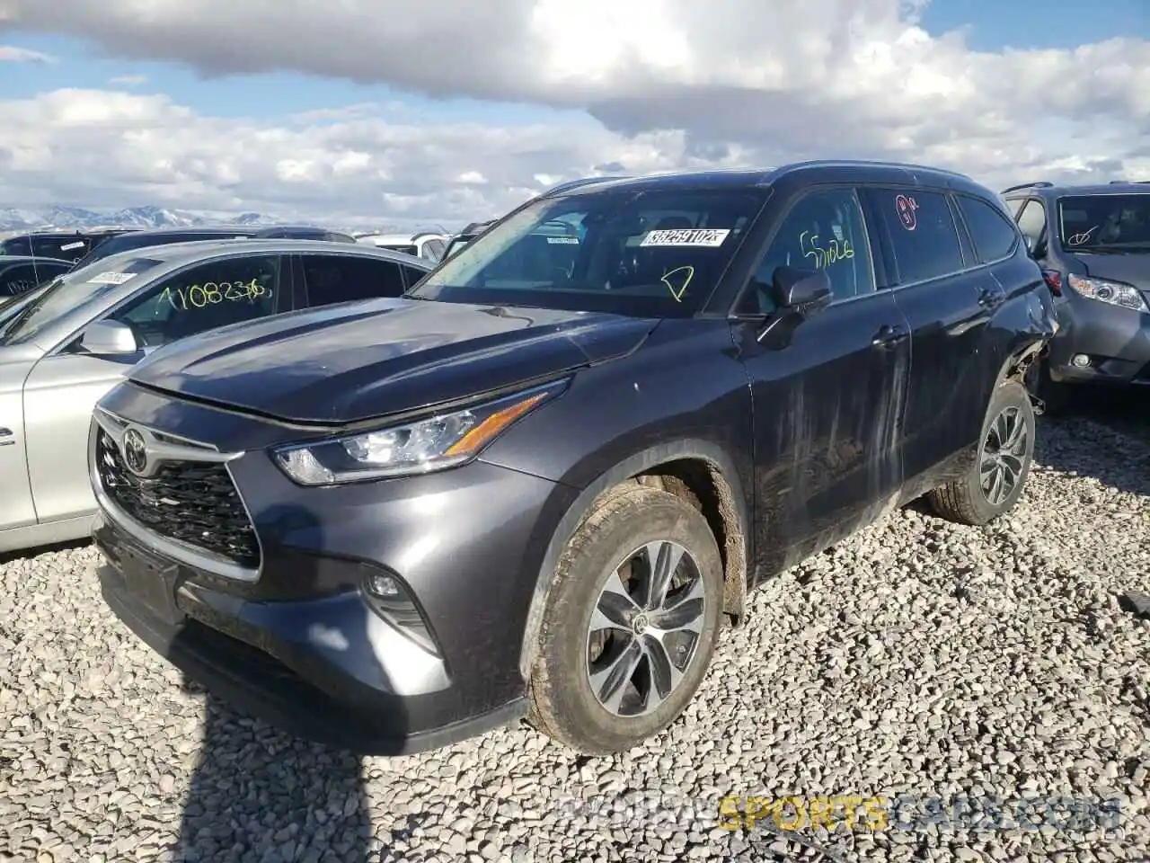 2 Photograph of a damaged car 5TDGZRBH6LS509023 TOYOTA HIGHLANDER 2020