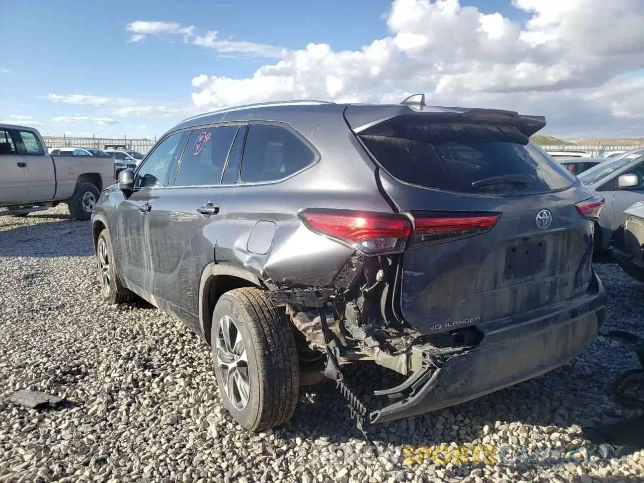 3 Photograph of a damaged car 5TDGZRBH6LS509023 TOYOTA HIGHLANDER 2020