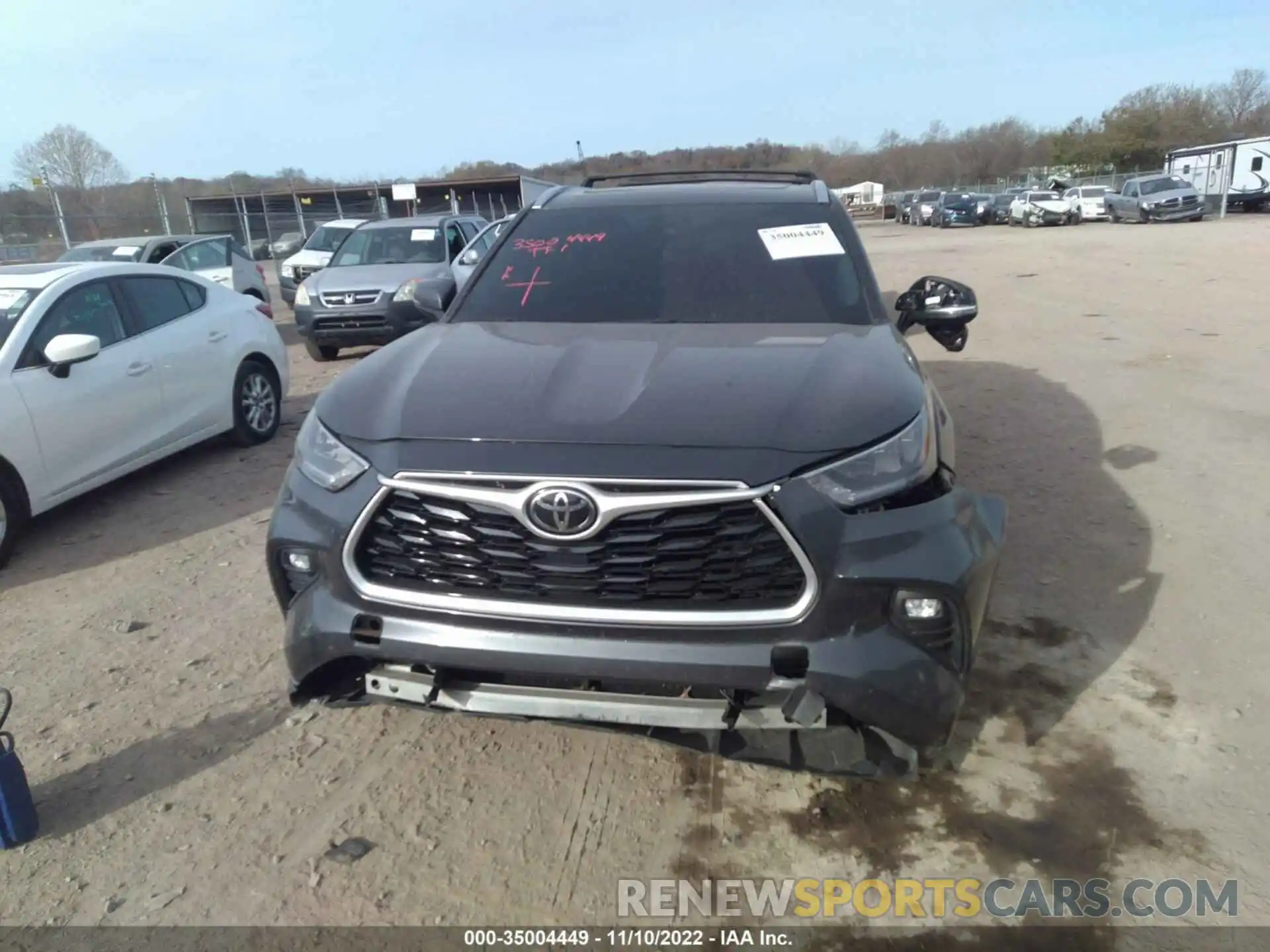 11 Photograph of a damaged car 5TDGZRBH7LS047328 TOYOTA HIGHLANDER 2020