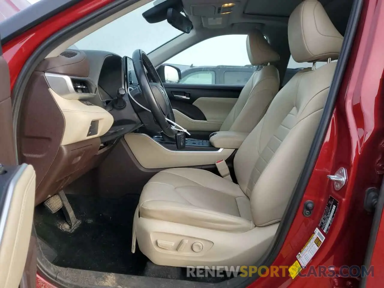 7 Photograph of a damaged car 5TDGZRBH7LS506678 TOYOTA HIGHLANDER 2020