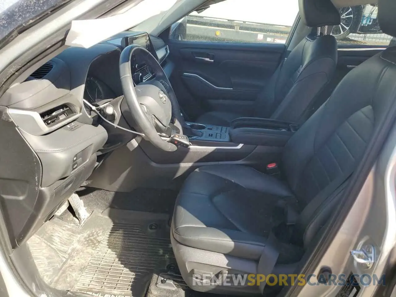7 Photograph of a damaged car 5TDGZRBH7LS517096 TOYOTA HIGHLANDER 2020